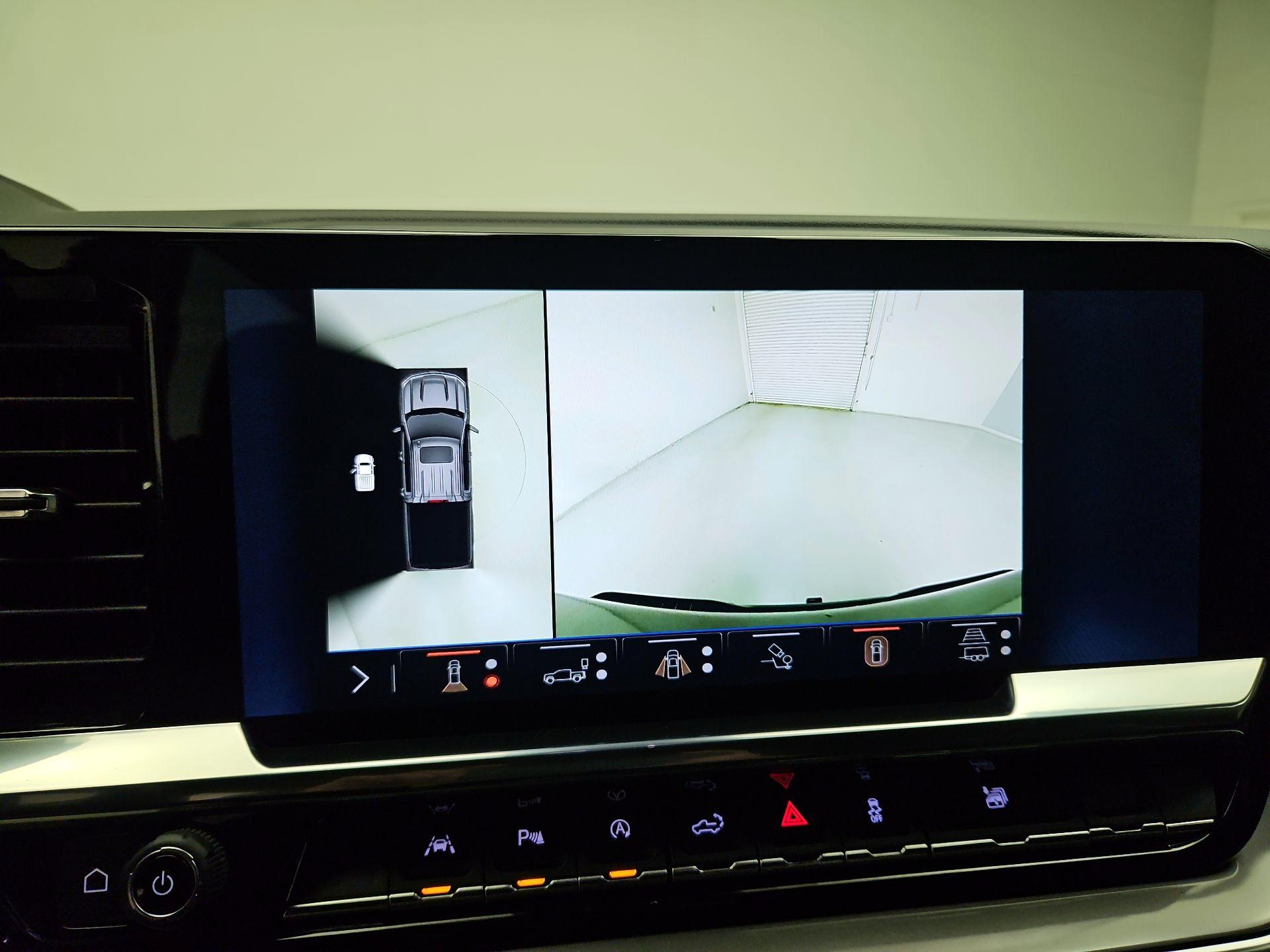 Thumbnail: 2024 Chevrolet Silverado 1500 - 14