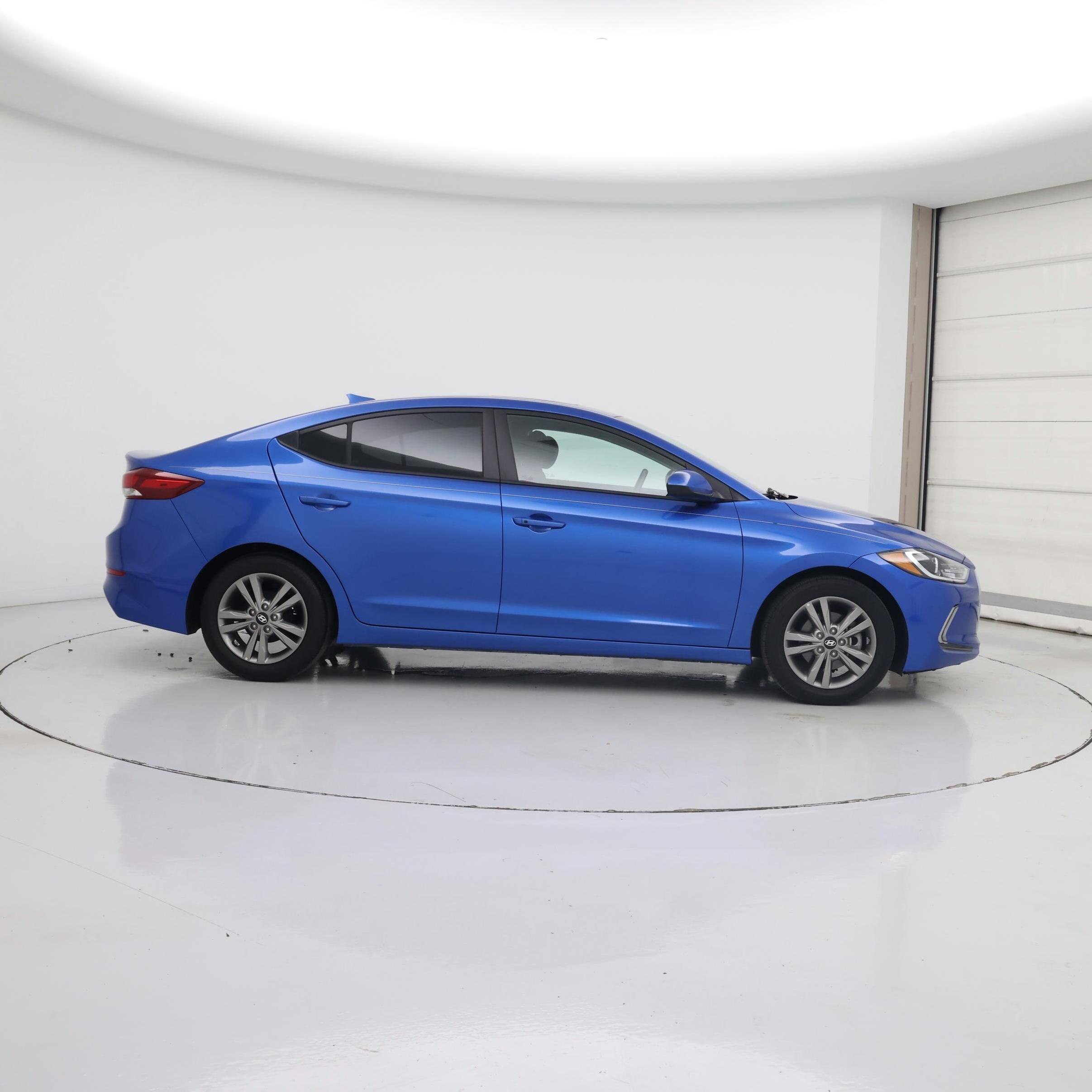 Thumbnail: 2017 Hyundai Elantra - 7