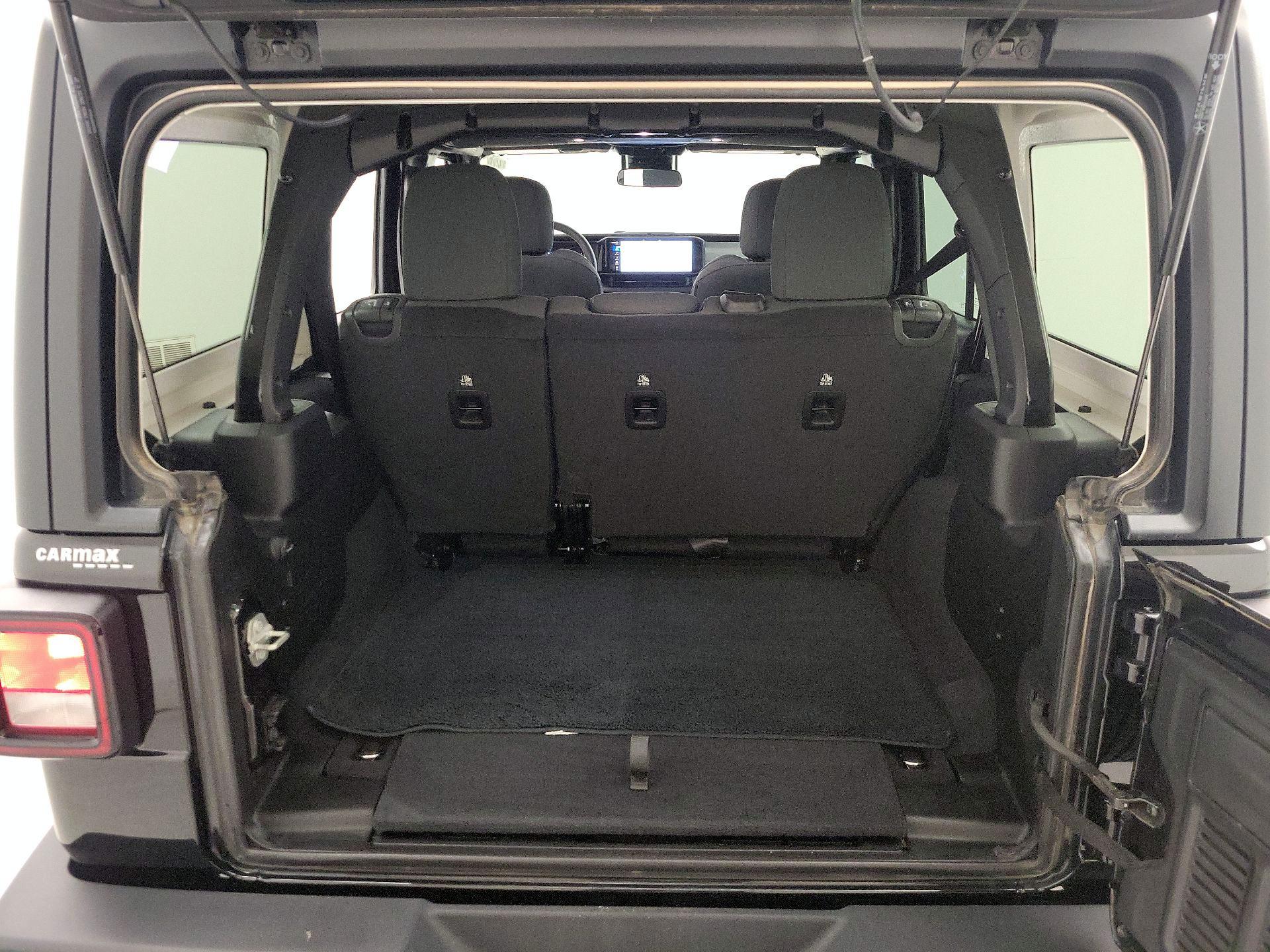 Thumbnail: 2024 Jeep Wrangler - 20