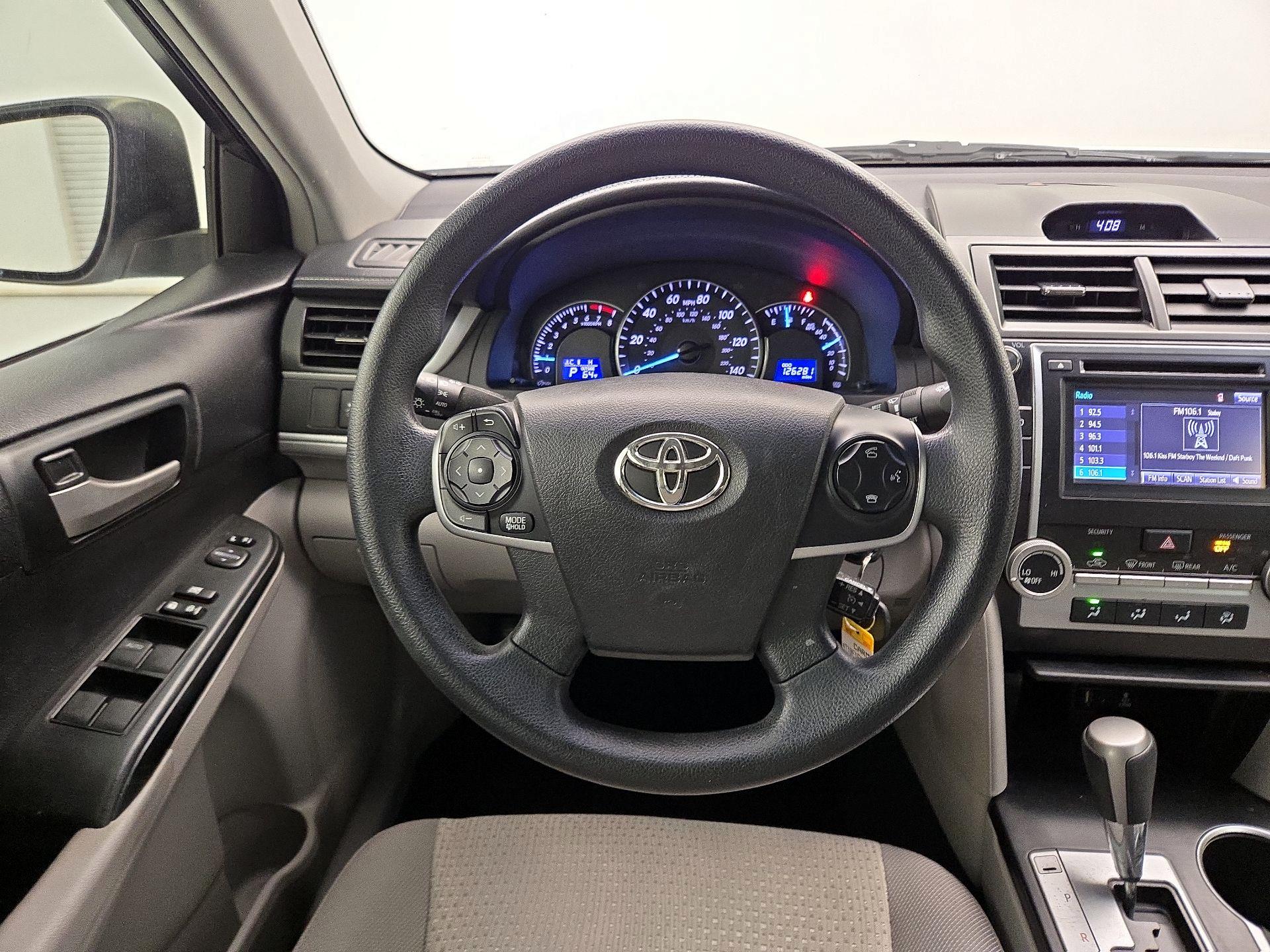 Thumbnail: 2014 Toyota Camry - 10