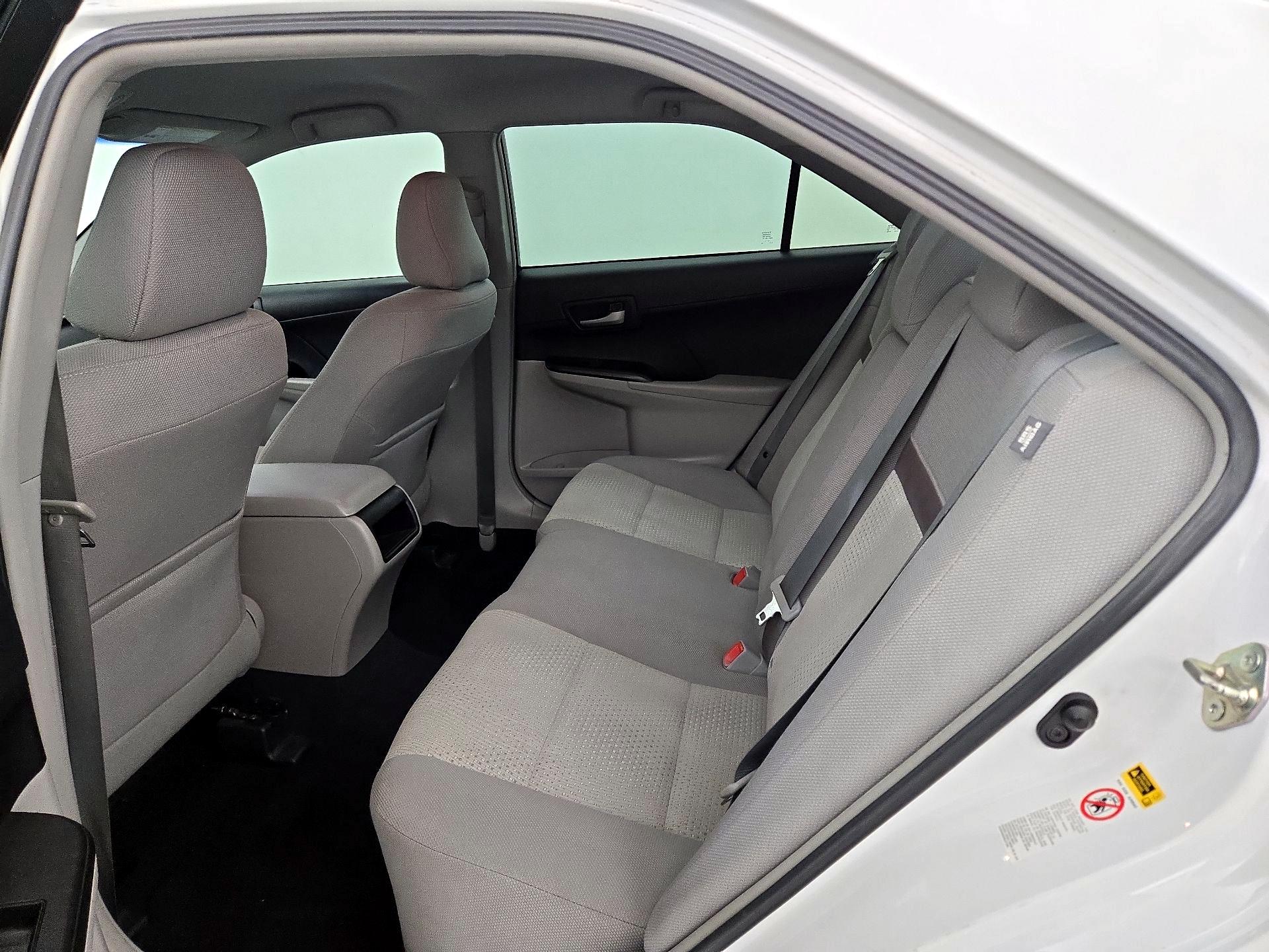 Thumbnail: 2014 Toyota Camry - 19