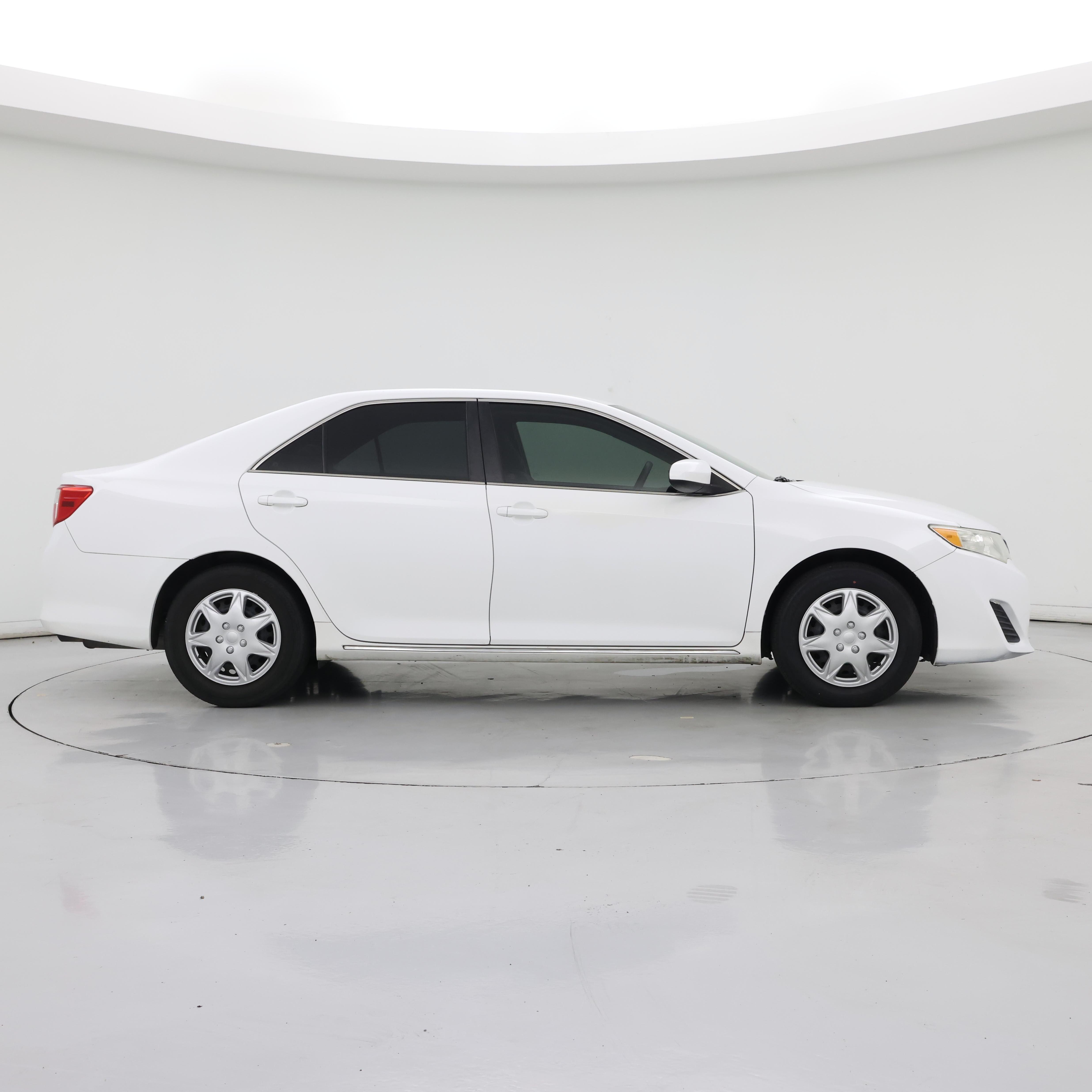 Thumbnail: 2014 Toyota Camry - 7