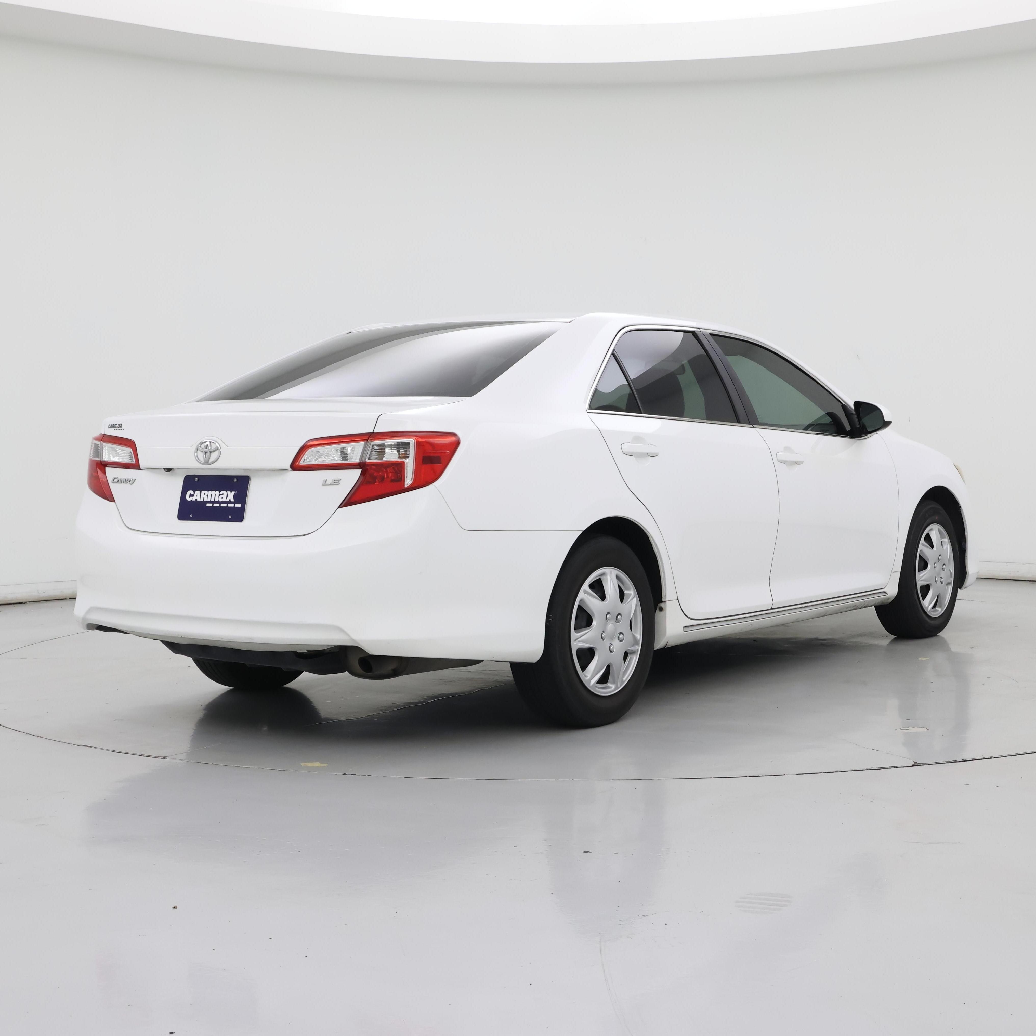 Thumbnail: 2014 Toyota Camry - 8