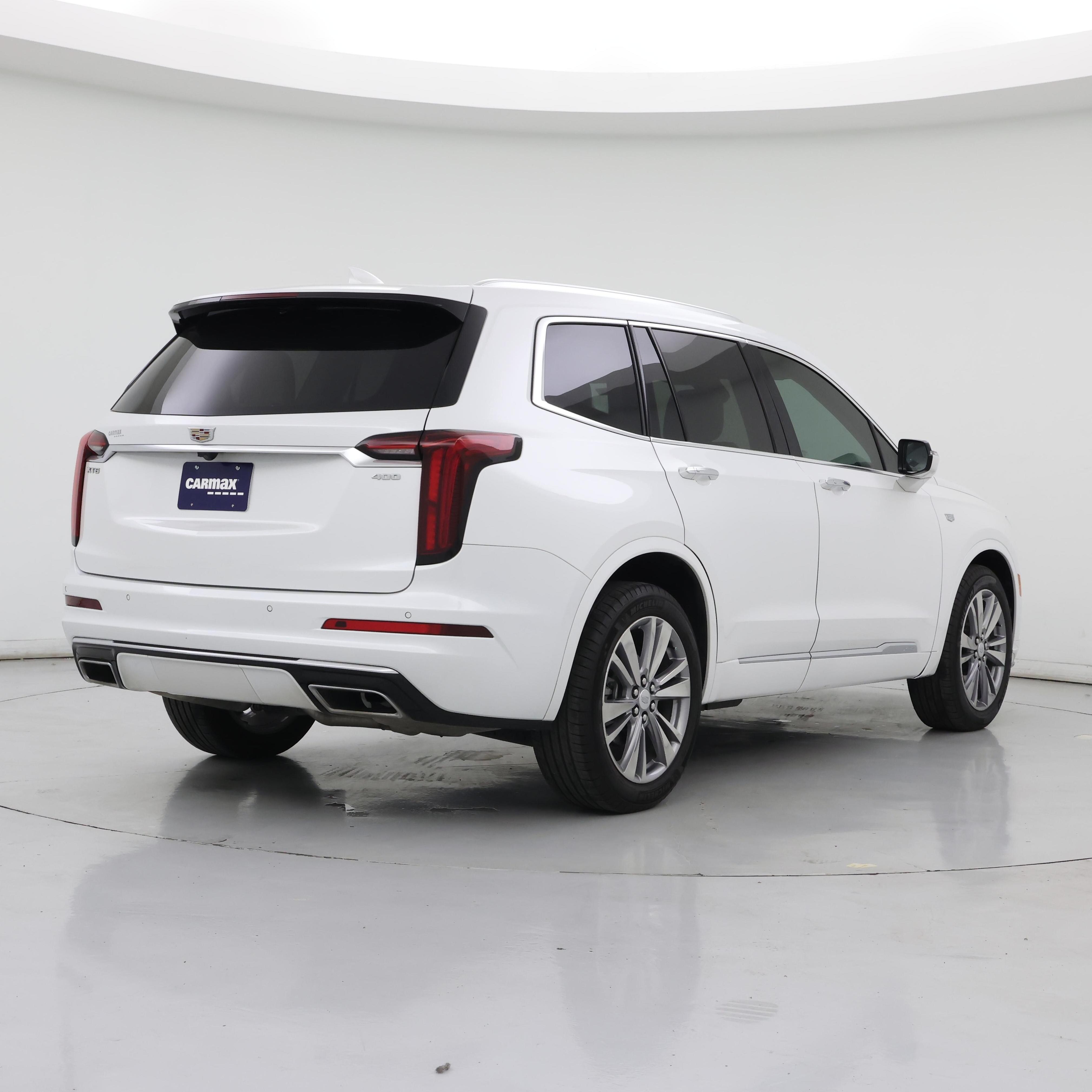 Thumbnail: 2023 Cadillac XT6 - 8