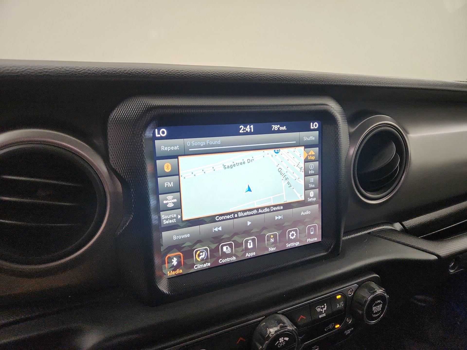 Thumbnail: 2021 Jeep Gladiator - 14