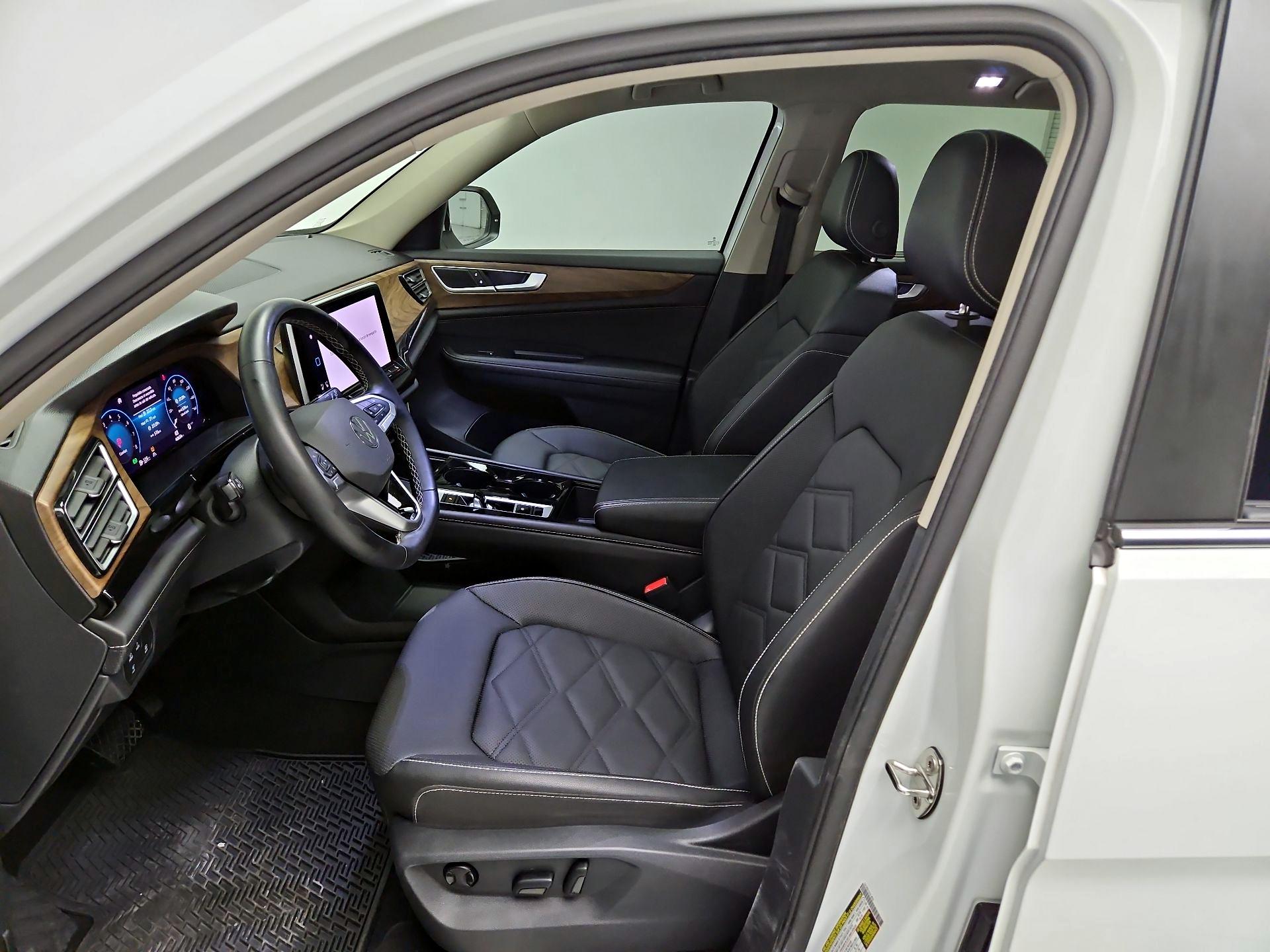 Thumbnail: 2025 Volkswagen Atlas - 11