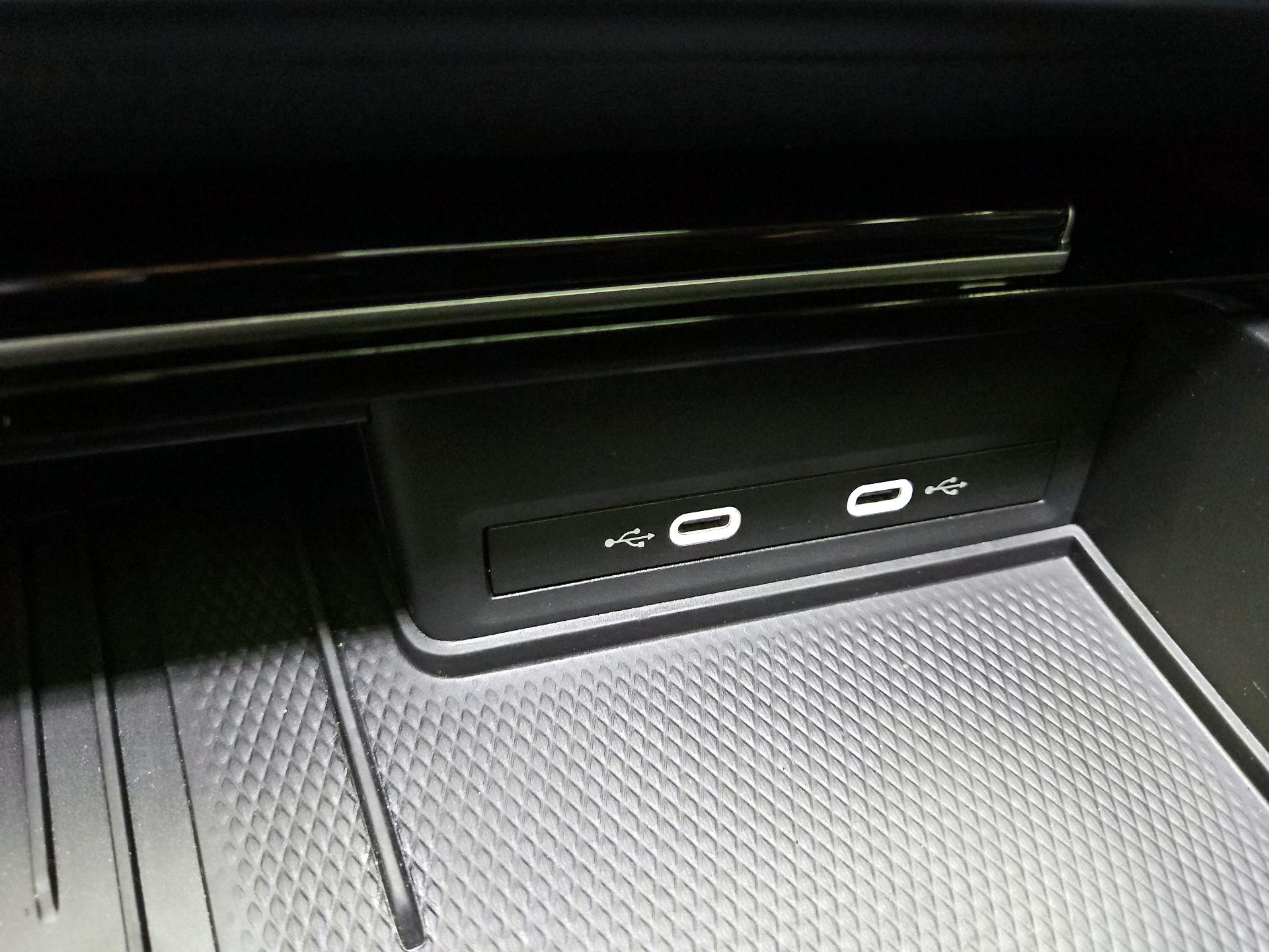 Thumbnail: 2025 Volkswagen Atlas - 18