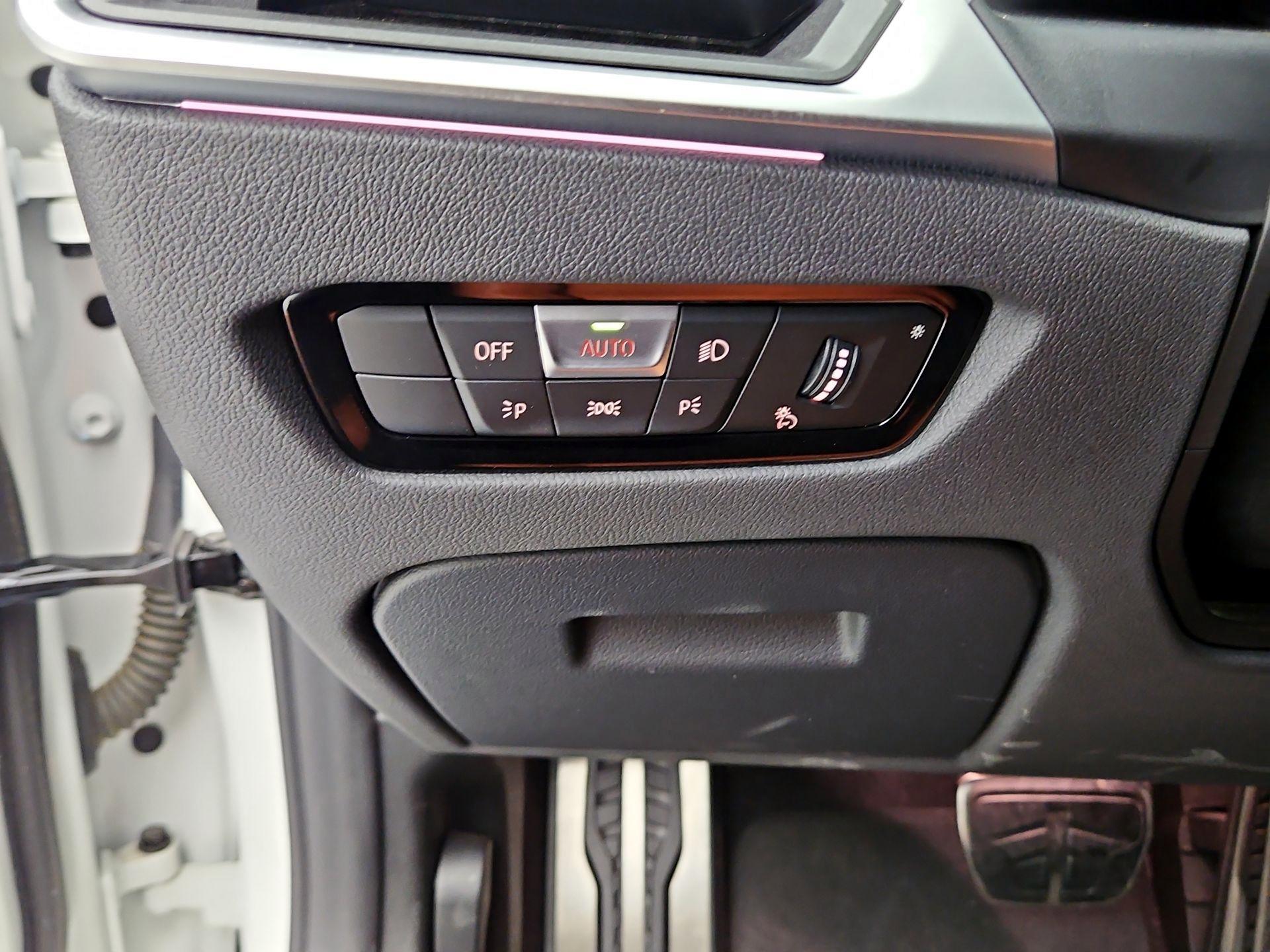 Thumbnail: 2024 BMW M4 - 13