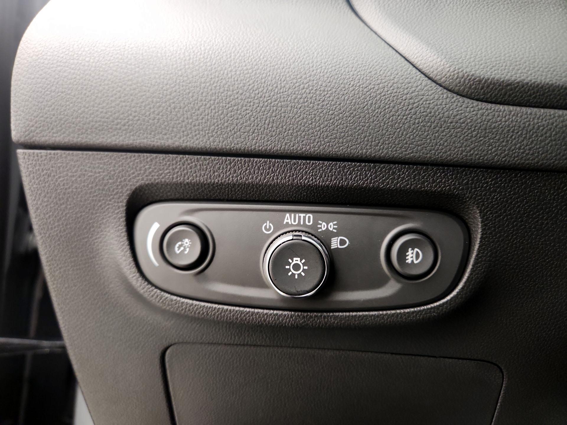 Thumbnail: 2023 Buick Encore GX - 13