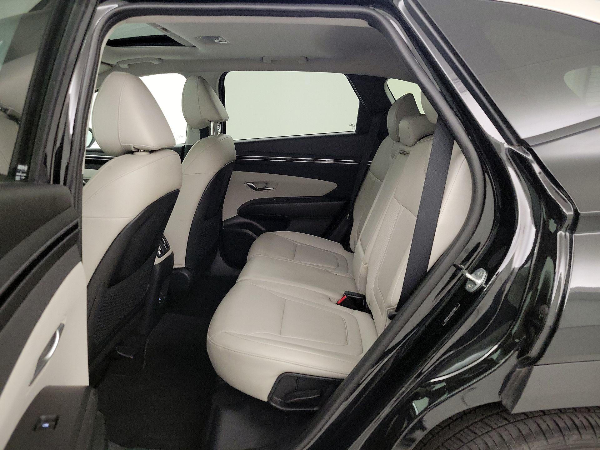 Thumbnail: 2023 Hyundai Tucson - 19