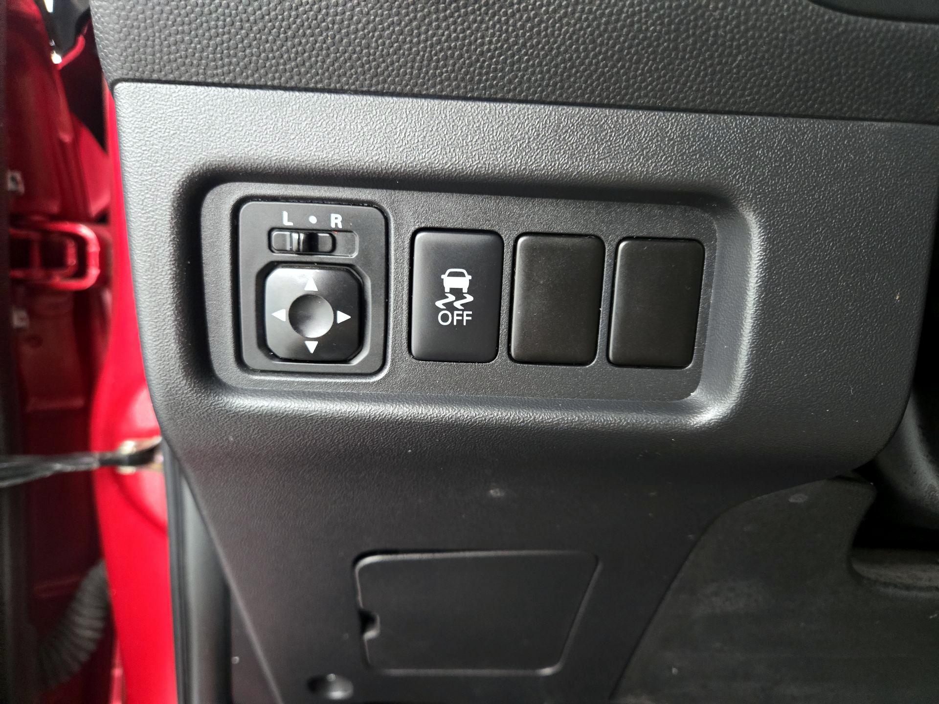 Thumbnail: 2019 Mitsubishi Mirage G4 - 13