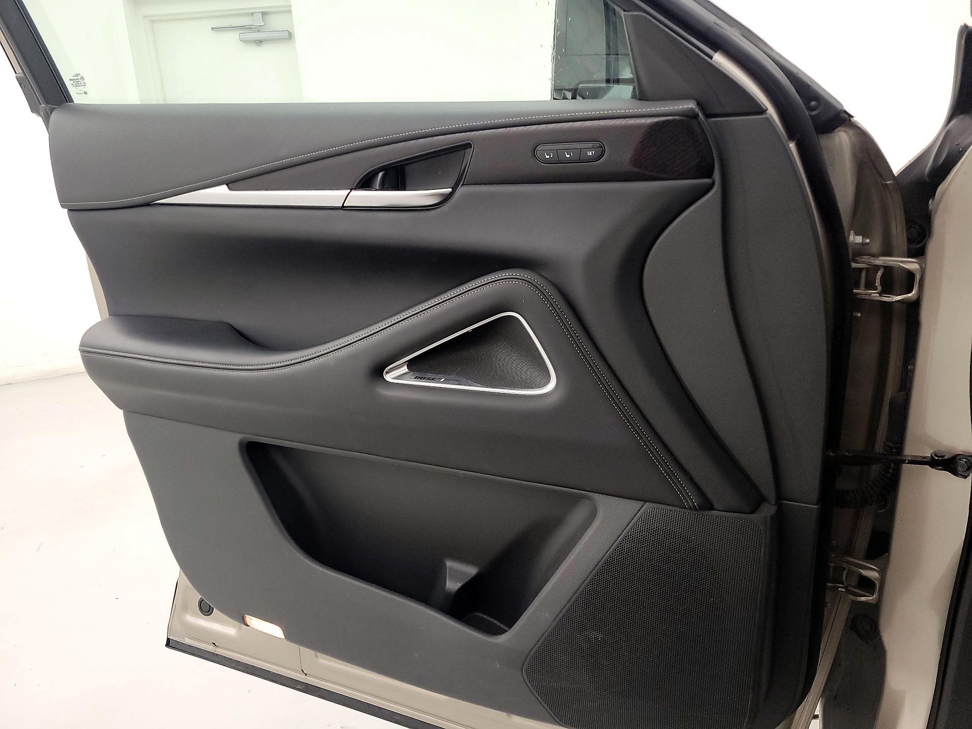 Thumbnail: 2025 INFINITI QX60 - 10