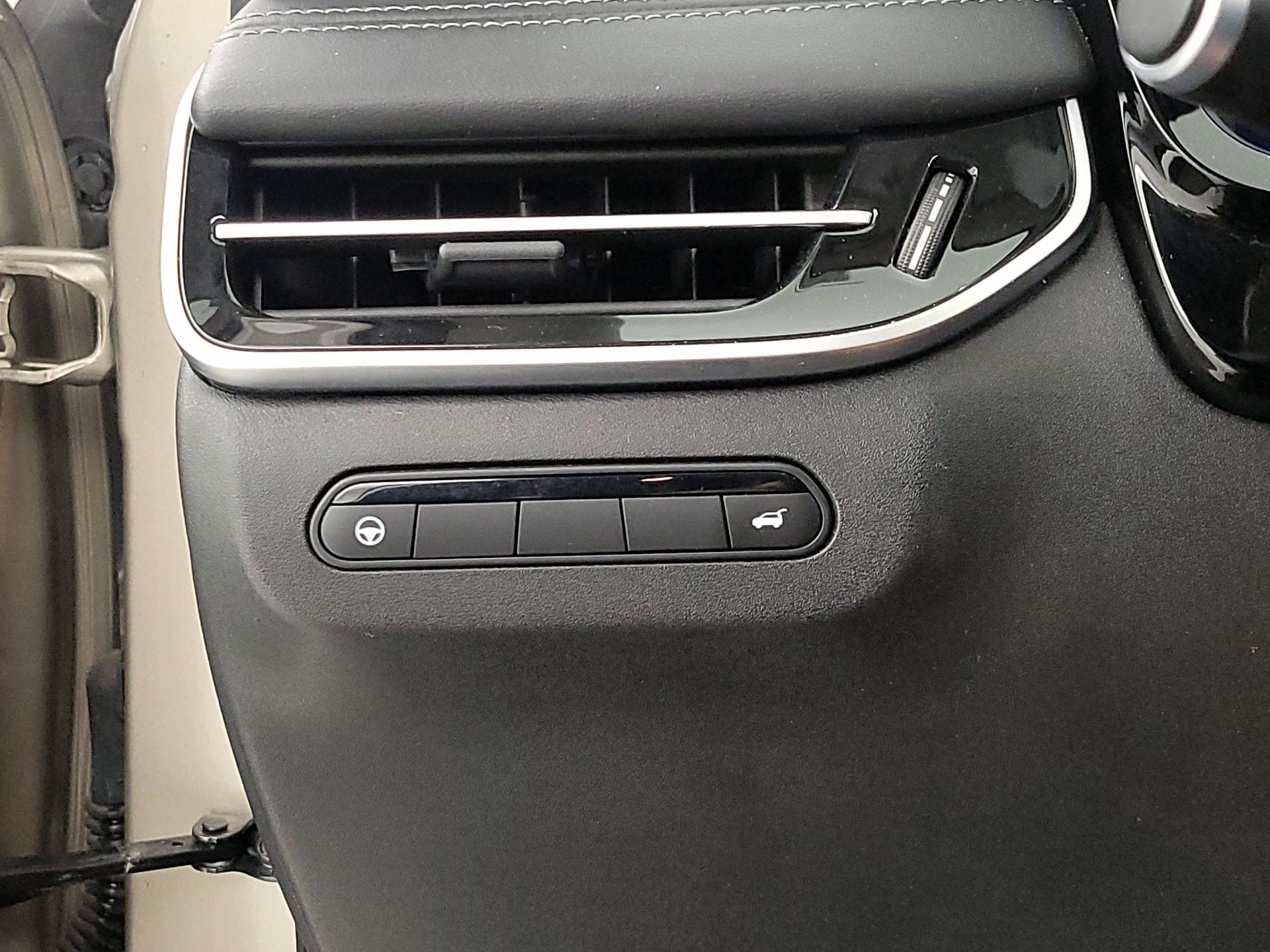 Thumbnail: 2025 INFINITI QX60 - 11