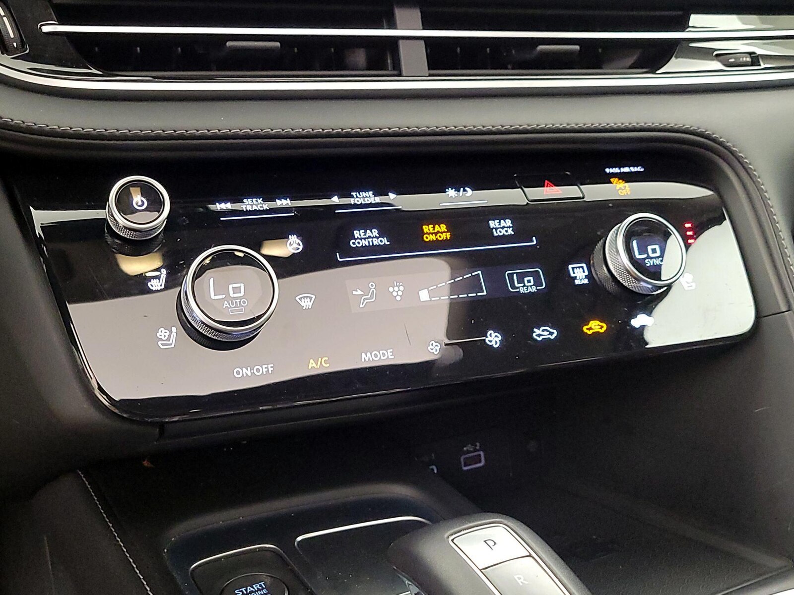 2025 INFINITI QX60 SENSORY - Photo 16