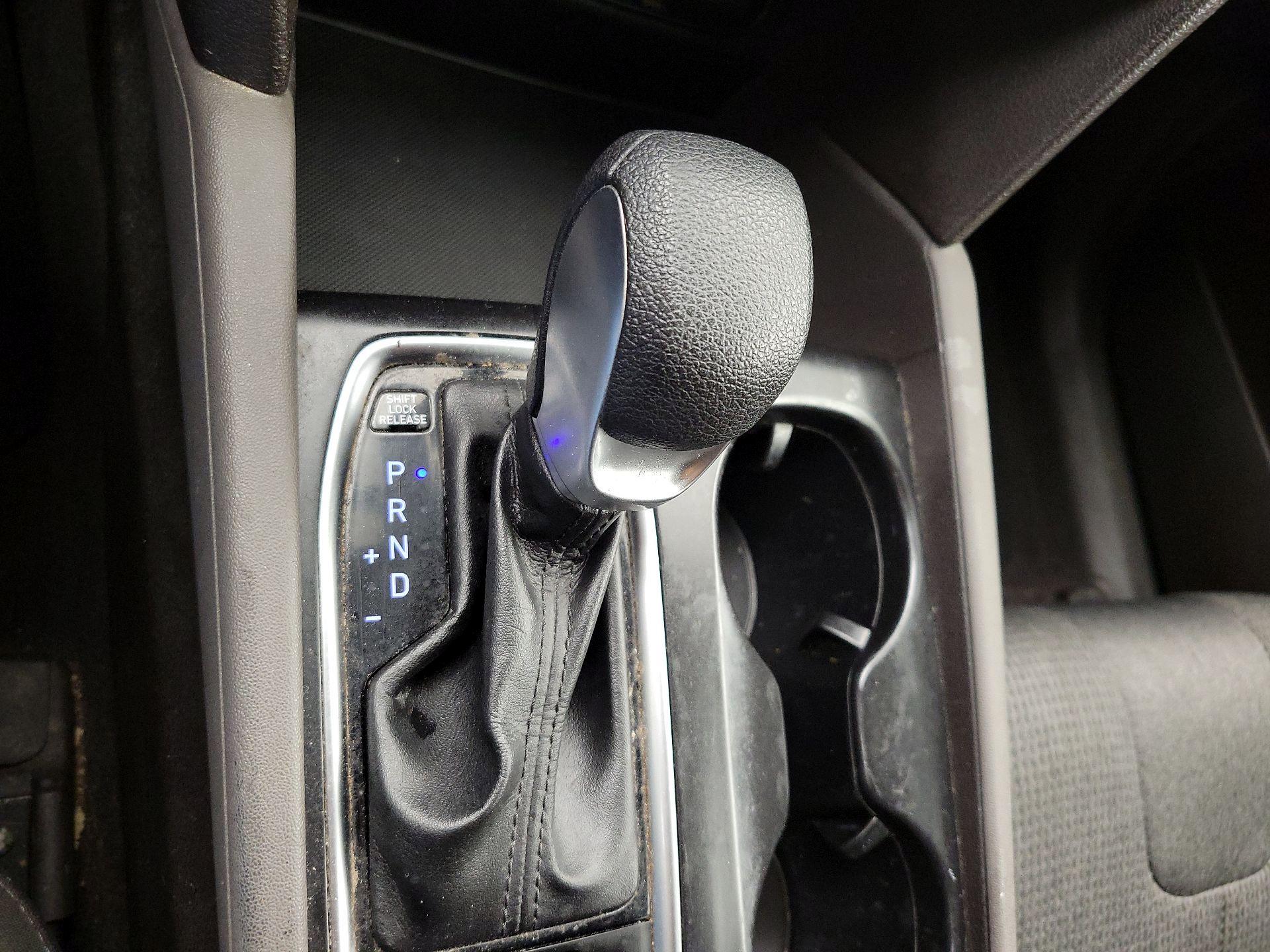 Thumbnail: 2019 Hyundai Santa Fe - 17