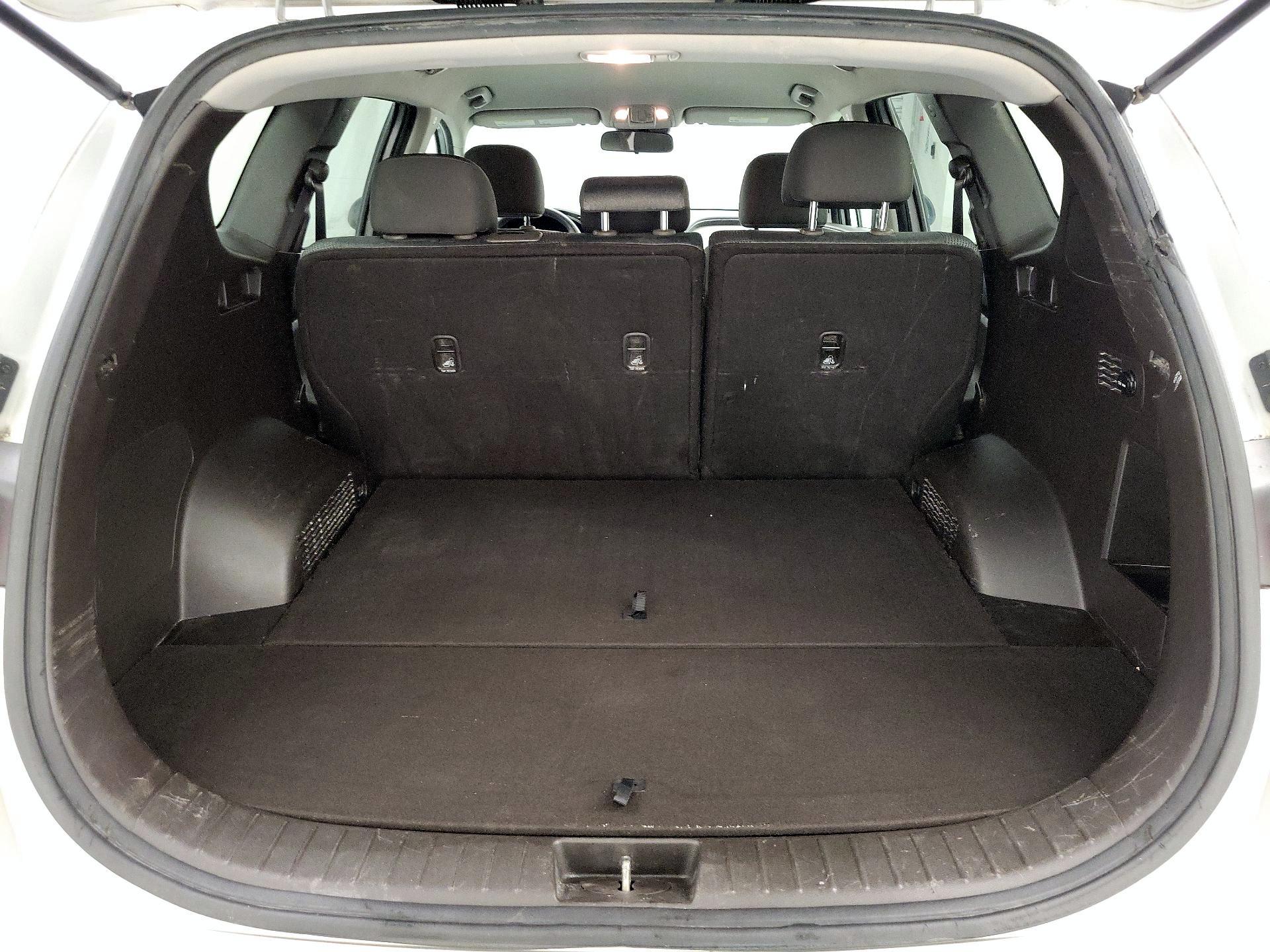 Thumbnail: 2019 Hyundai Santa Fe - 20