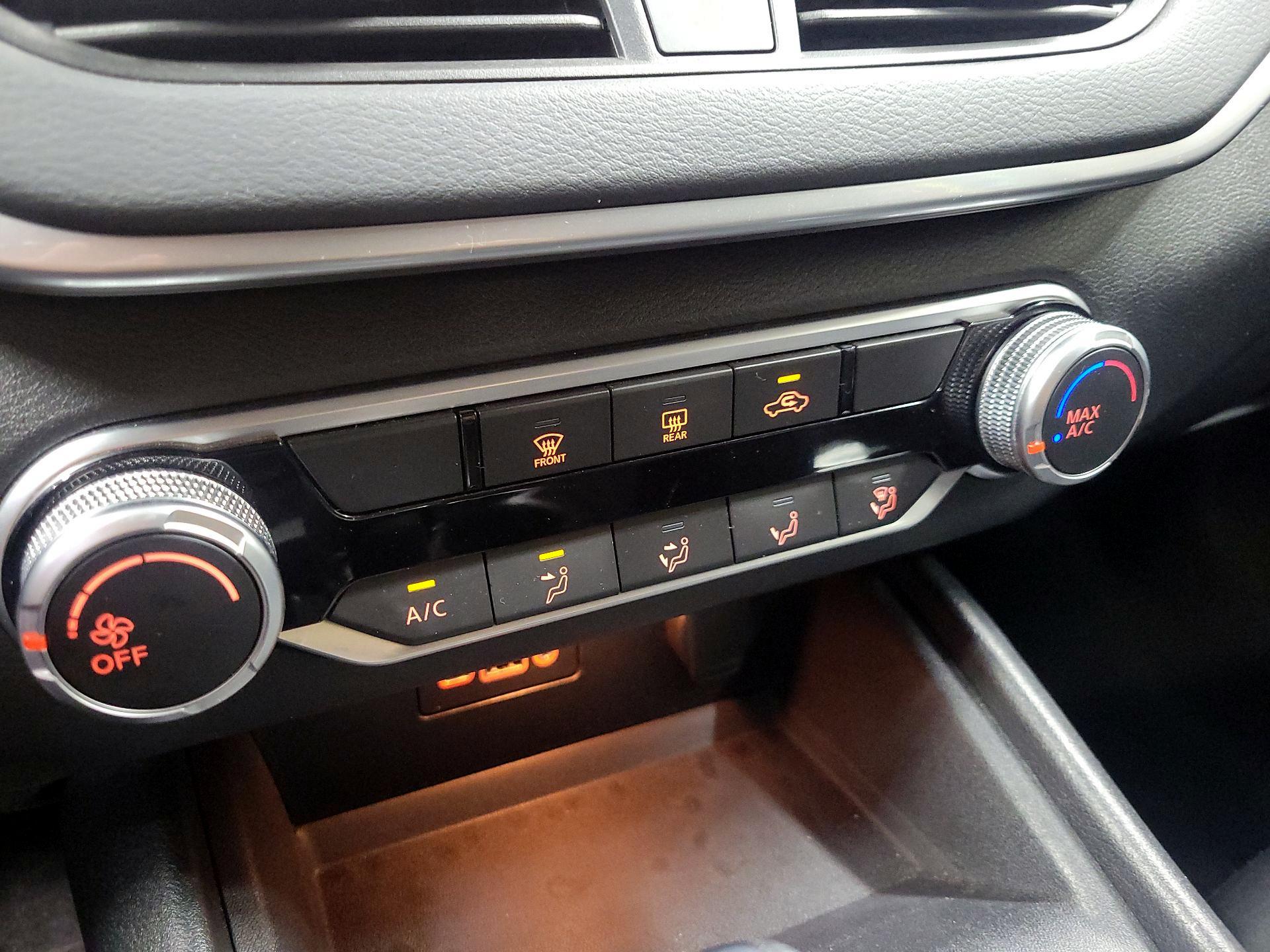 Thumbnail: 2022 Nissan Altima - 14