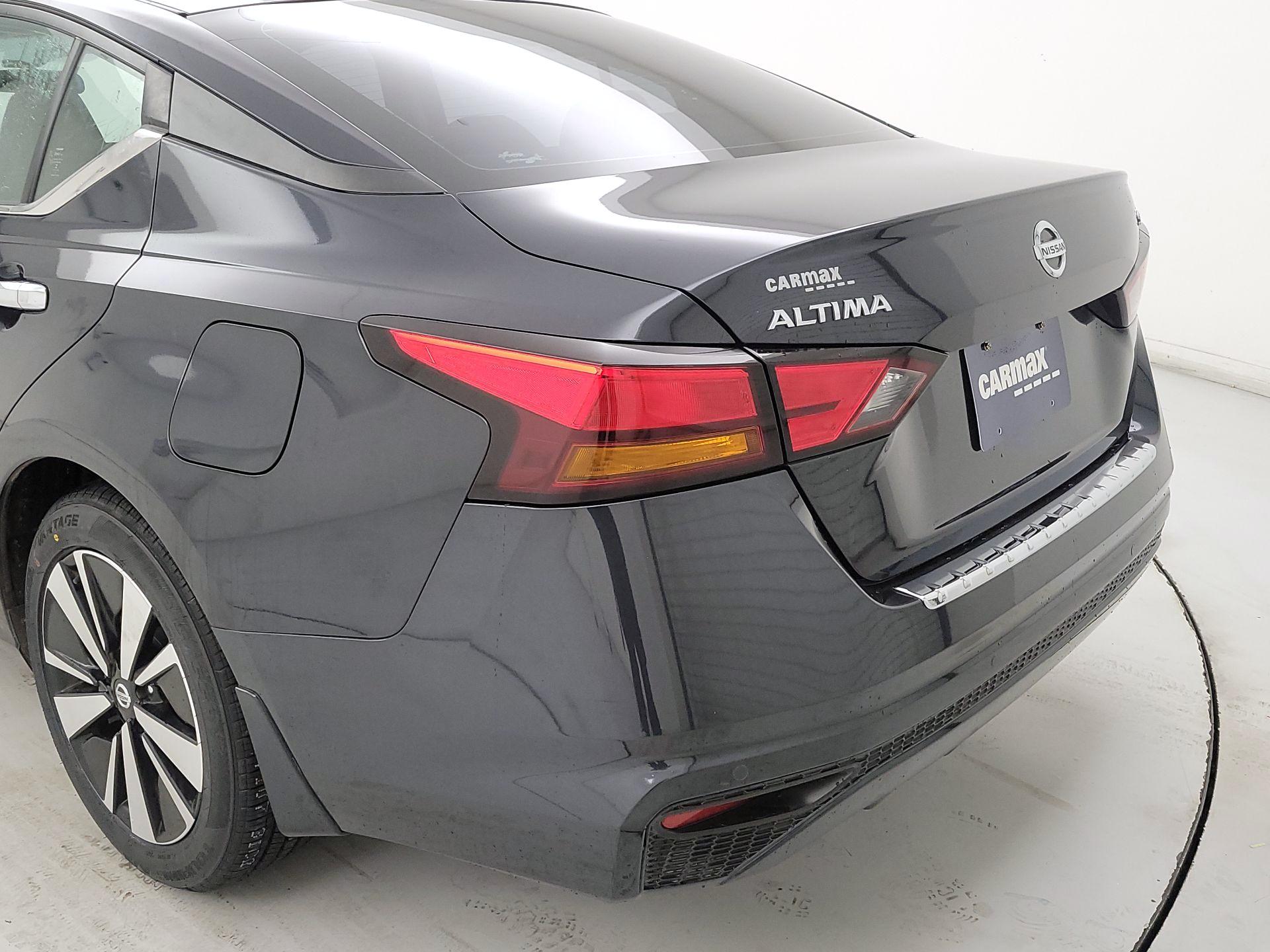 Thumbnail: 2022 Nissan Altima - 7