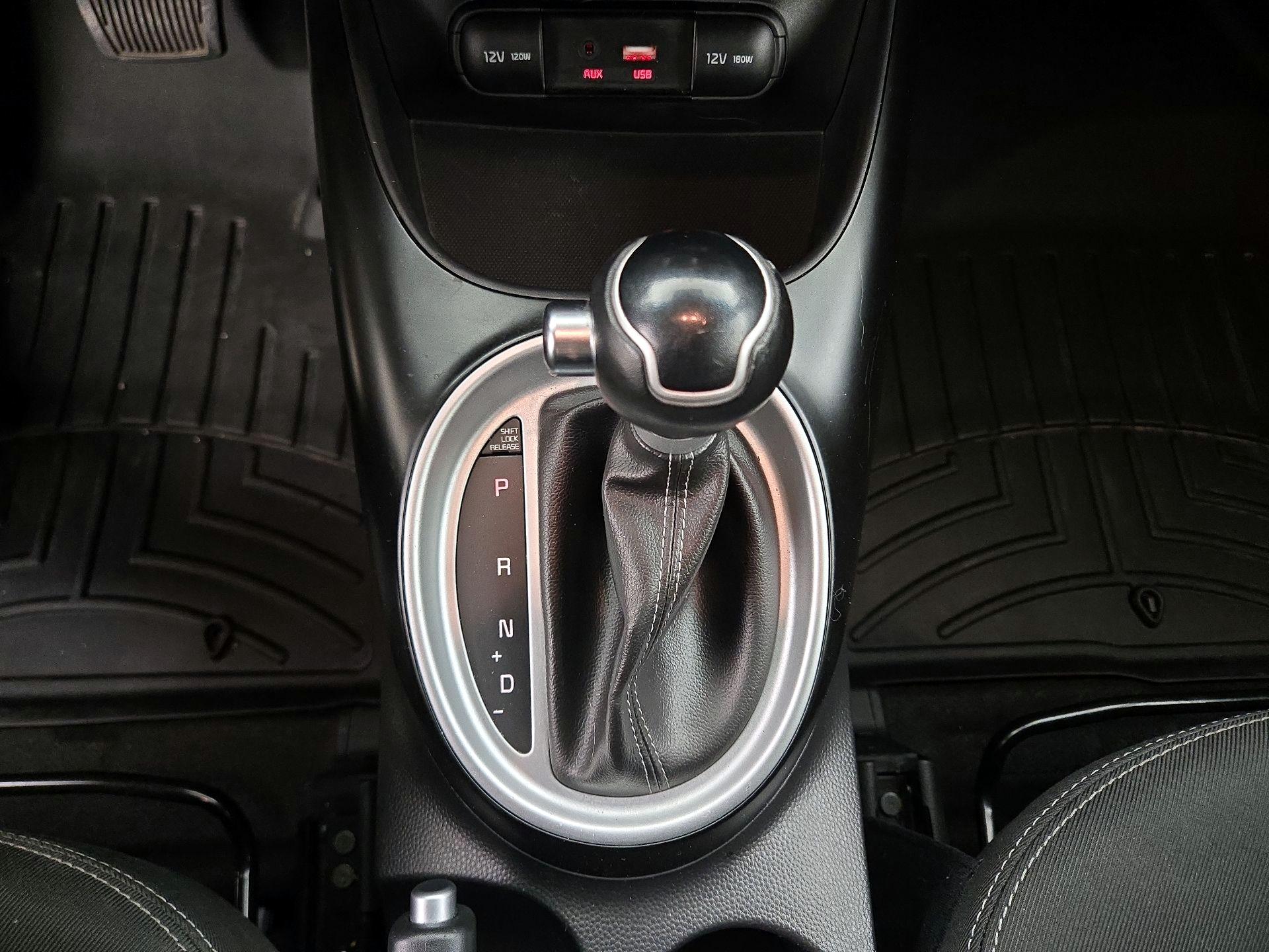 Thumbnail: 2018 Kia Soul - 17