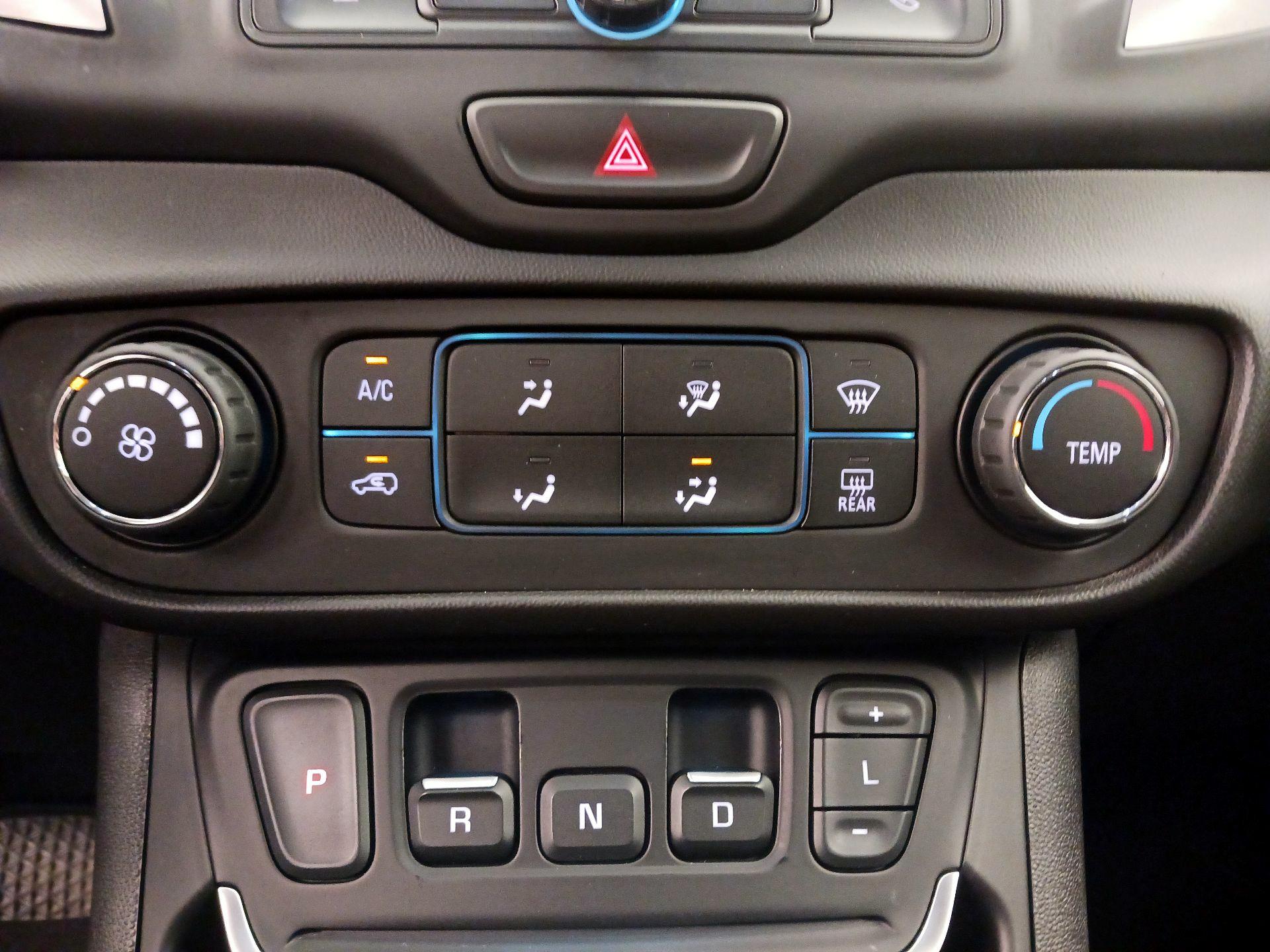 Thumbnail: 2021 GMC Terrain - 16