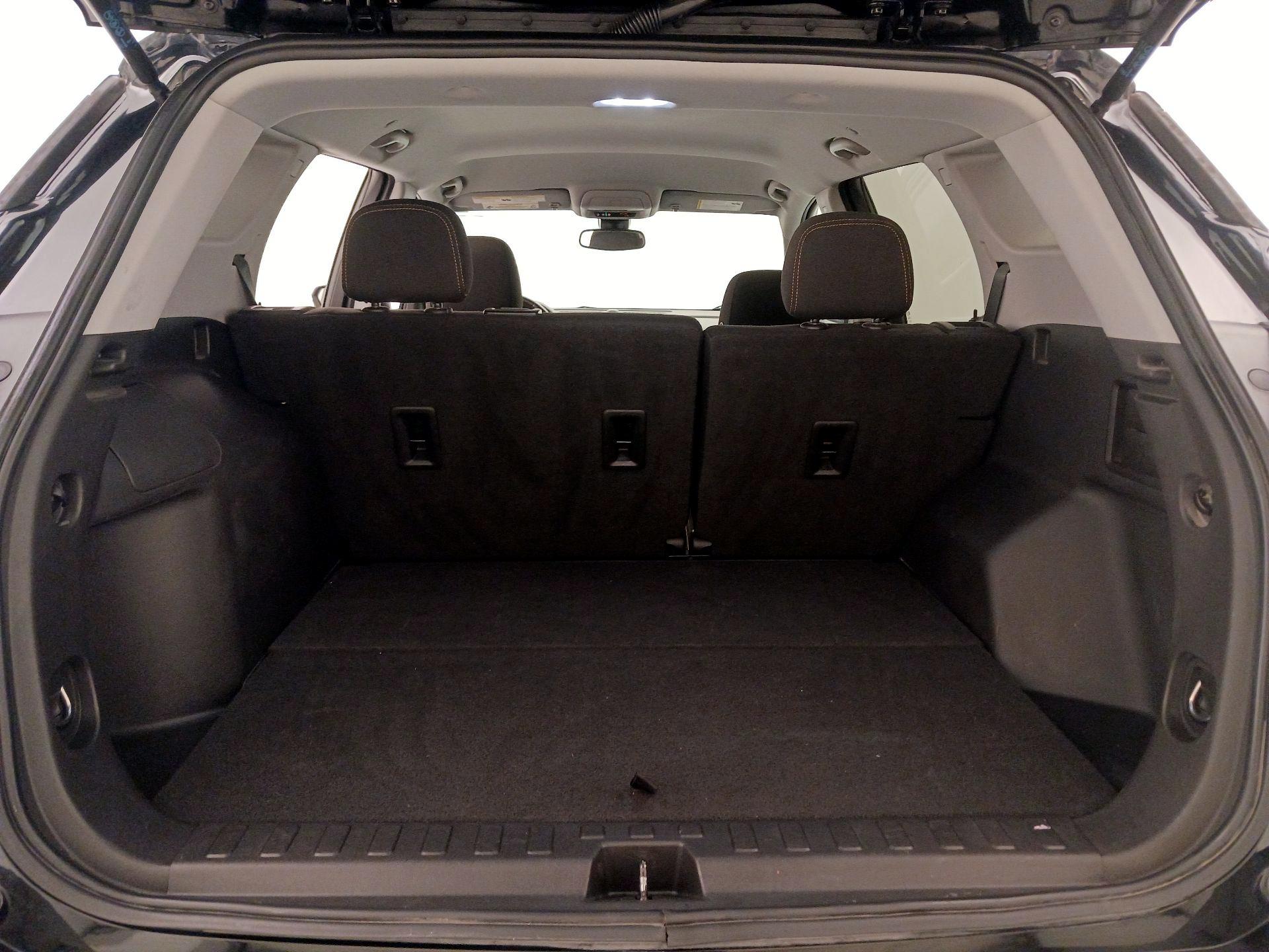 Thumbnail: 2021 GMC Terrain - 20