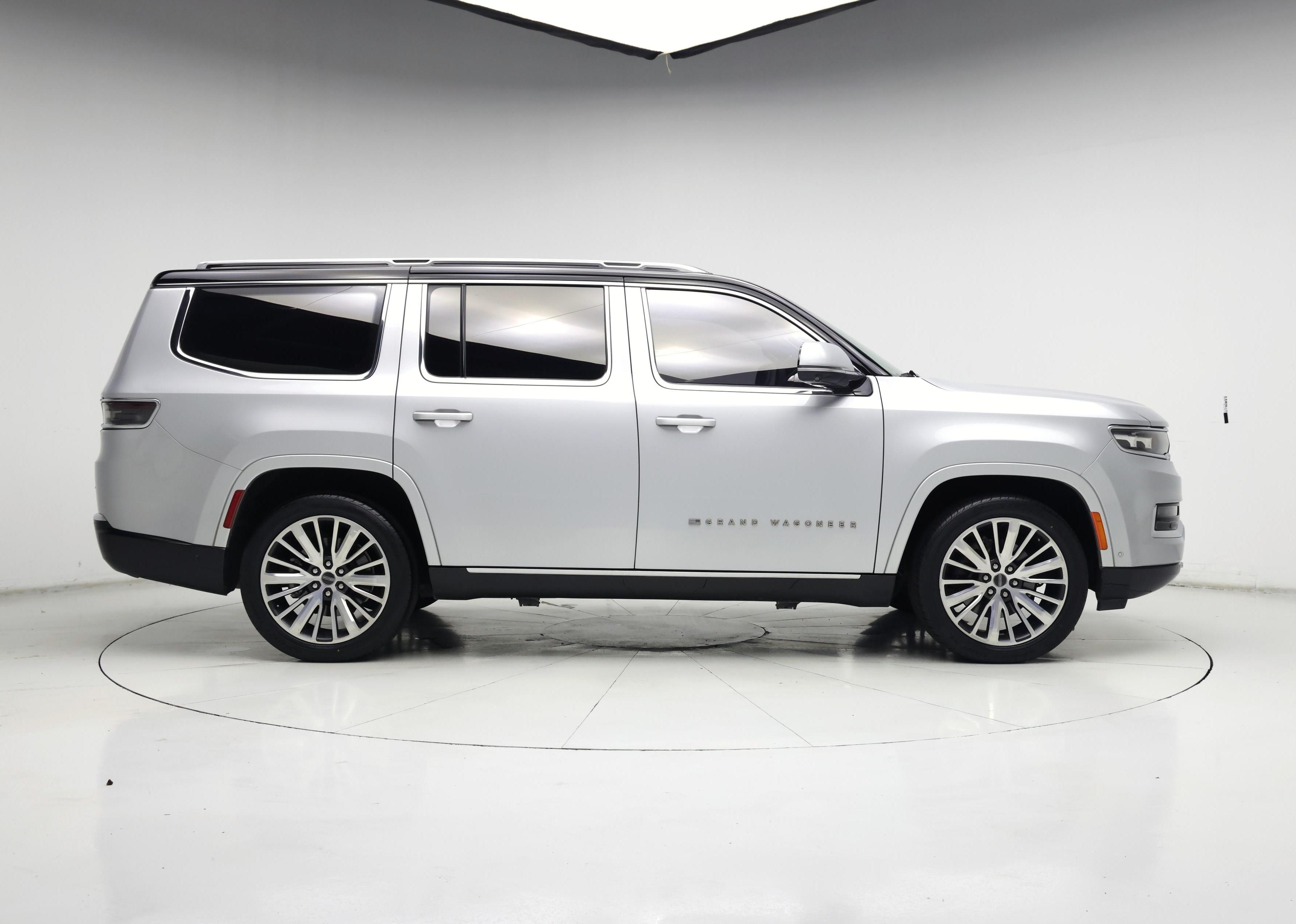 Thumbnail: 2022 Jeep Grand Wagoneer - 7