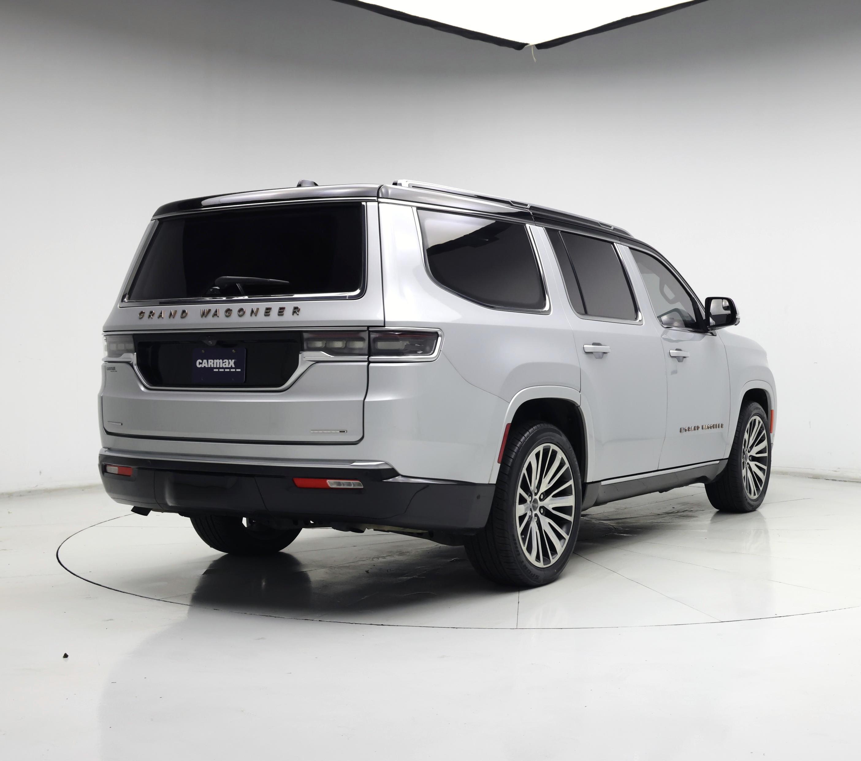 Thumbnail: 2022 Jeep Grand Wagoneer - 8