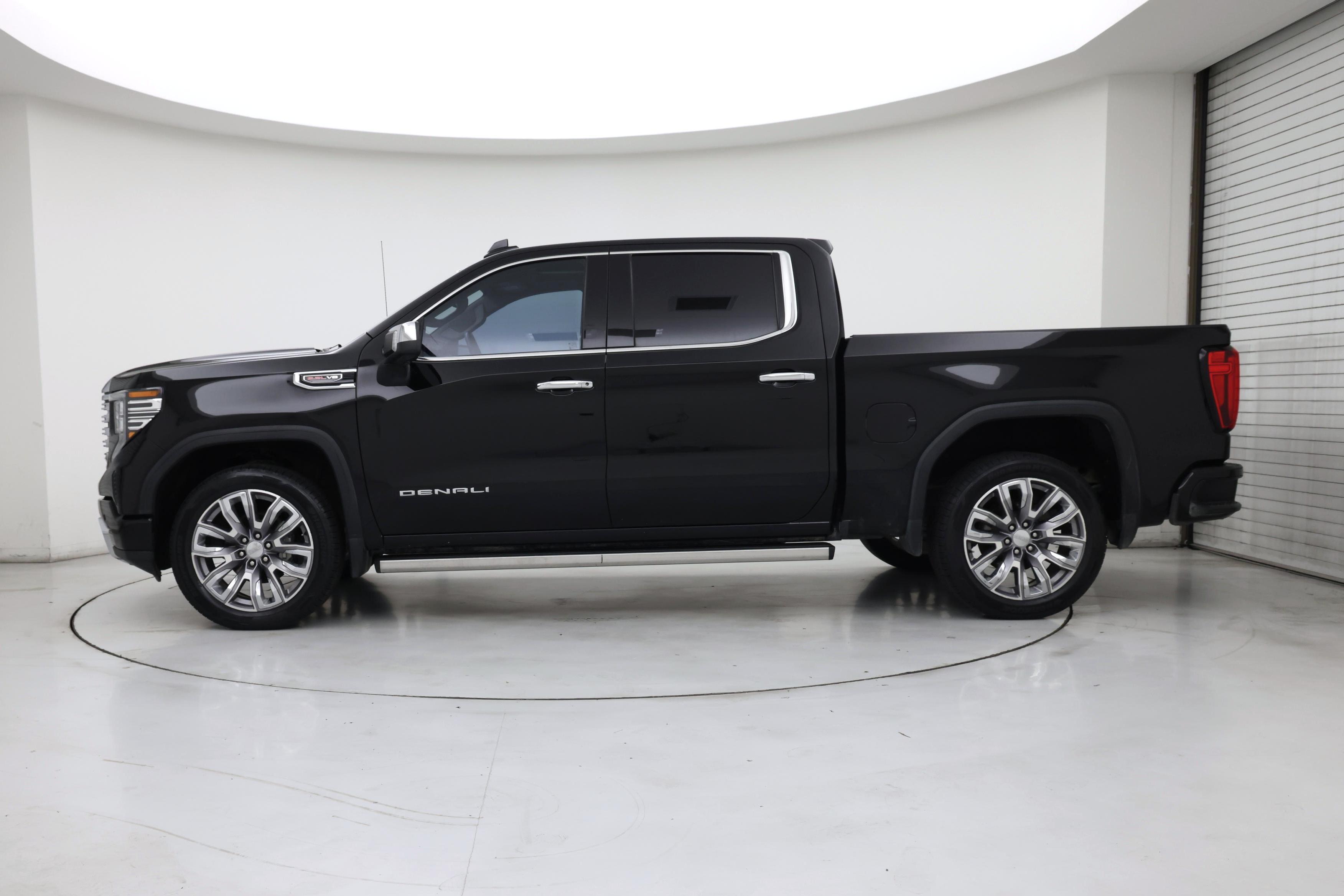 Thumbnail: 2022 GMC Sierra 1500 - 3