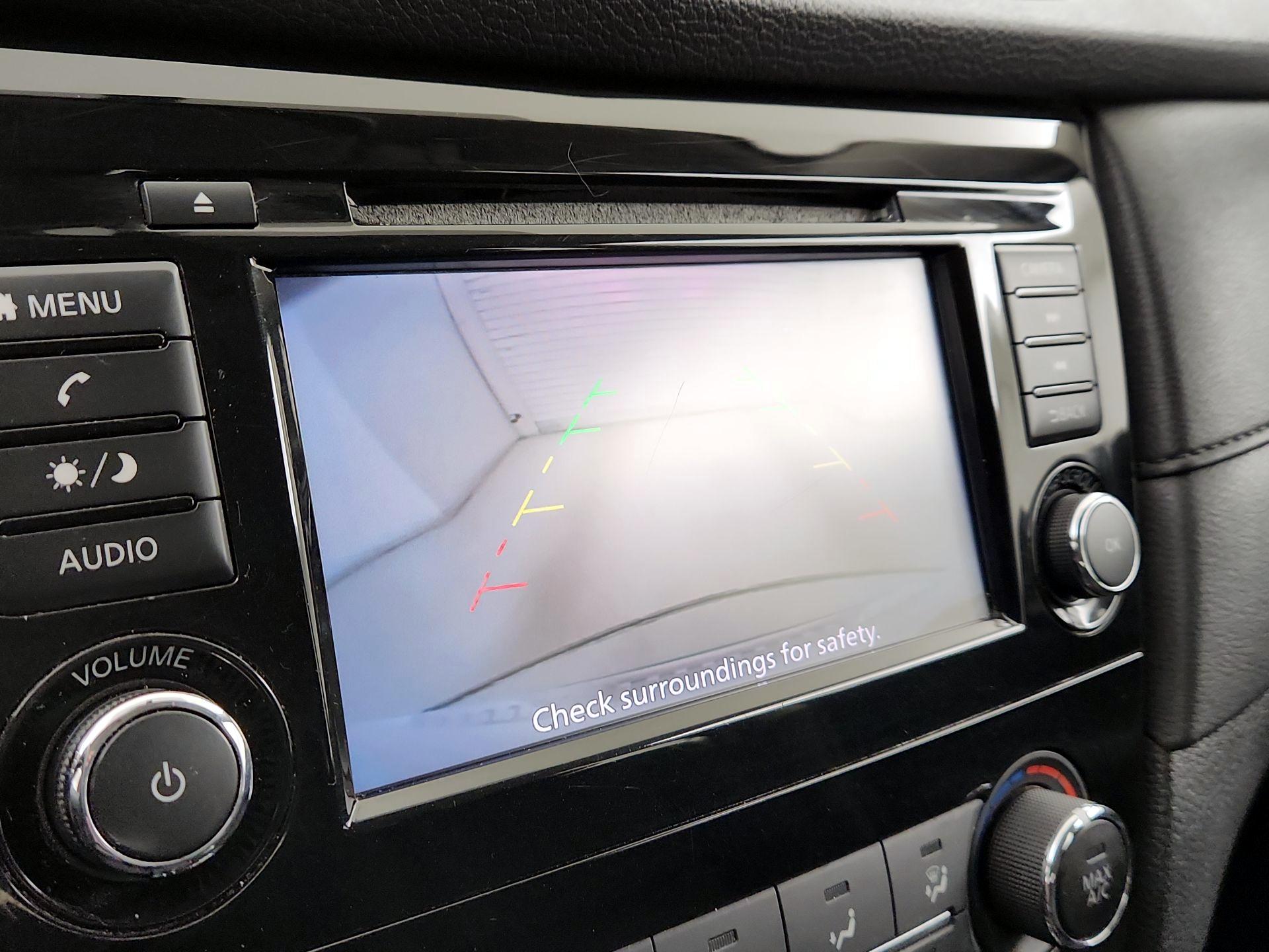 Thumbnail: 2018 Nissan Rogue - 14