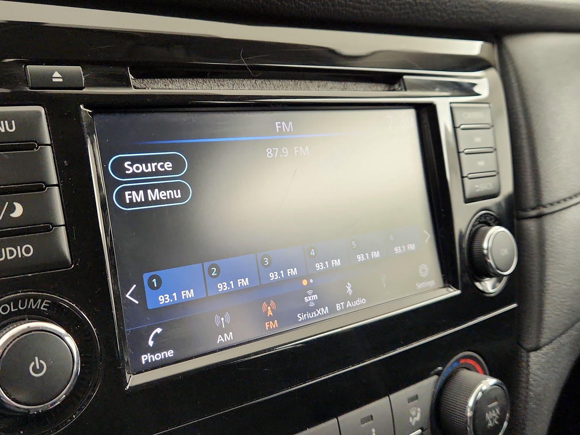 Thumbnail: 2018 Nissan Rogue - 15