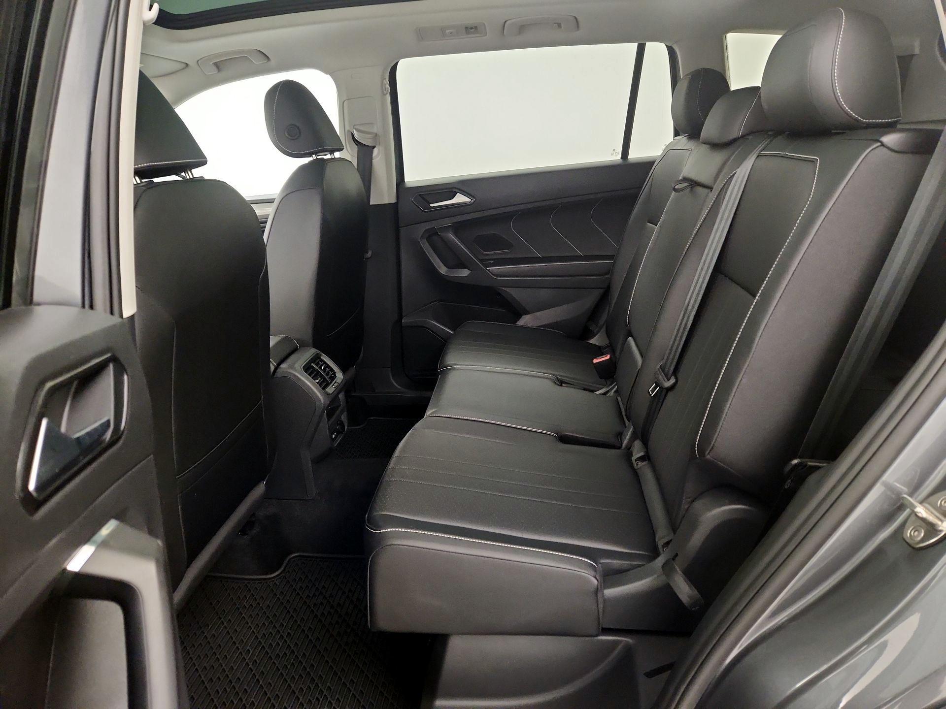 Thumbnail: 2023 Volkswagen Tiguan - 20