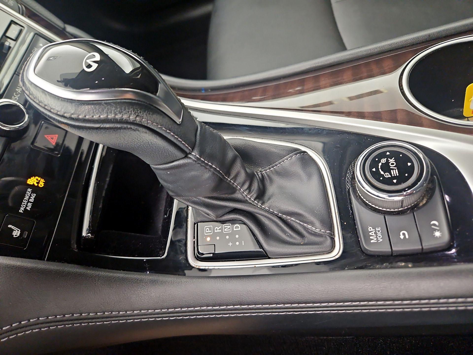 Thumbnail: 2018 INFINITI Q50 - 17