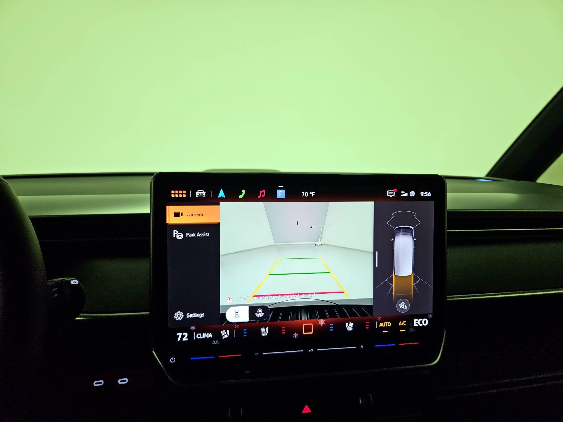 Thumbnail: 2025 Volkswagen ID.Buzz - 14