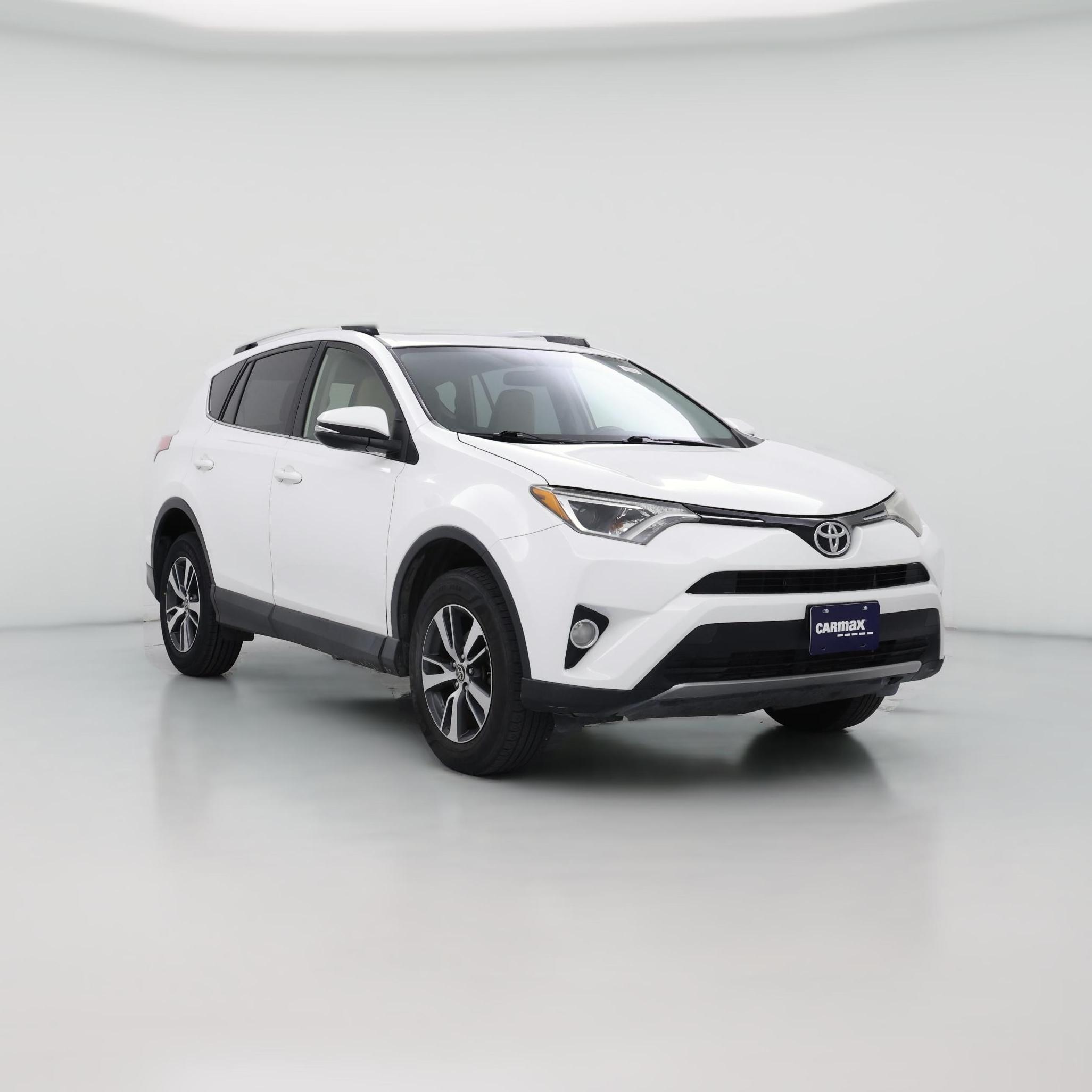 Thumbnail: 2016 Toyota RAV4 - 1