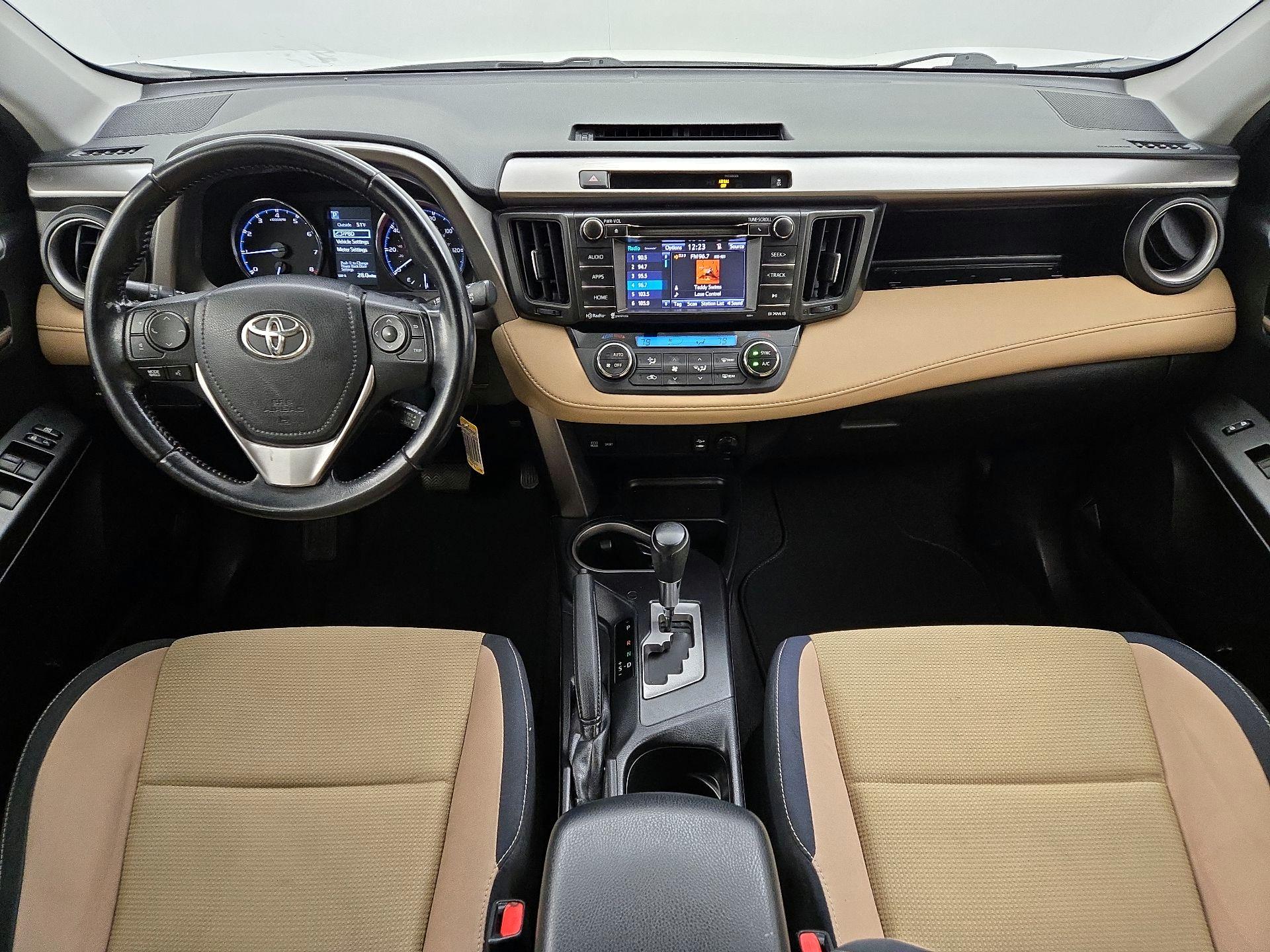 Thumbnail: 2016 Toyota RAV4 - 9