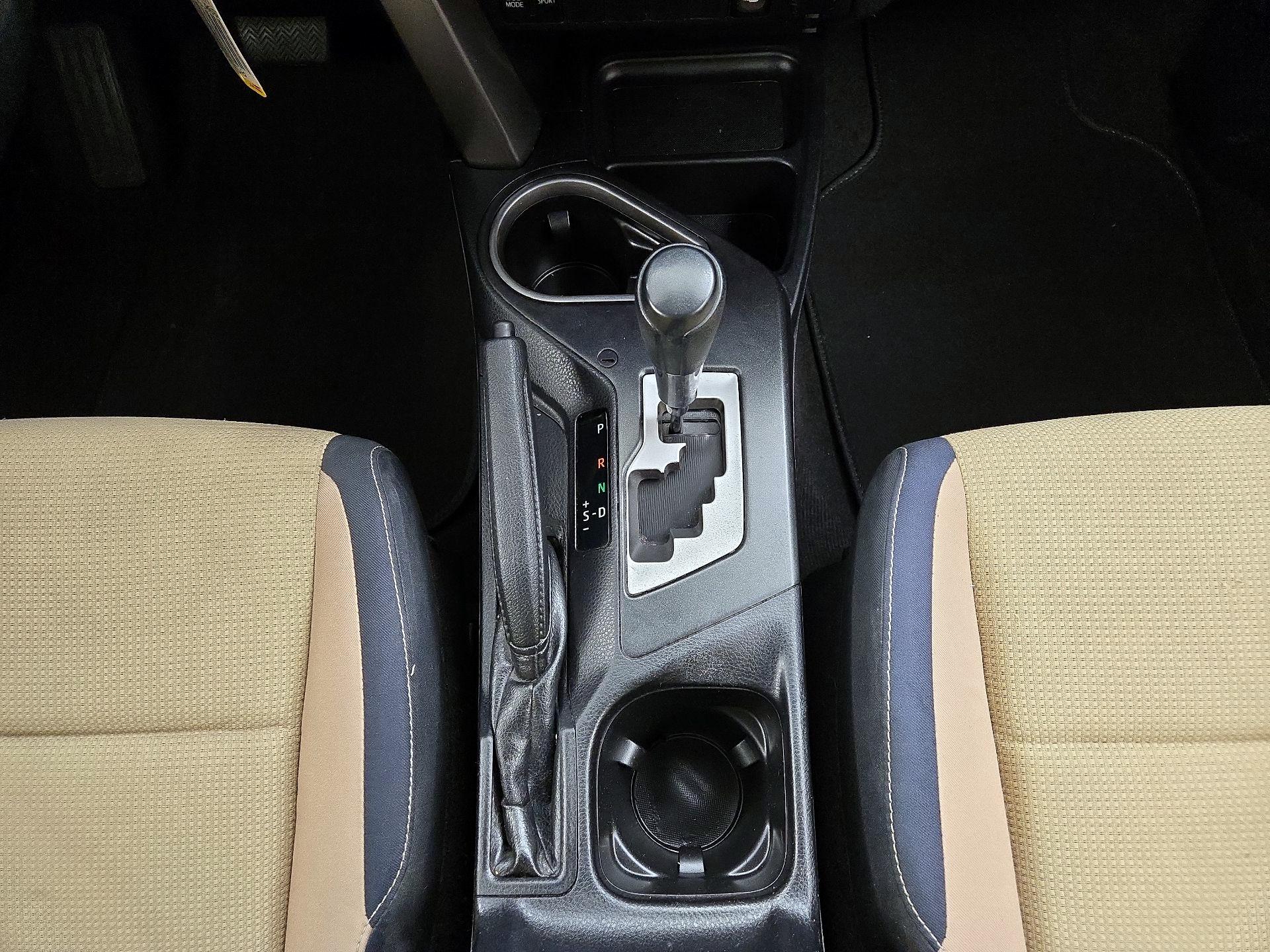 Thumbnail: 2016 Toyota RAV4 - 17