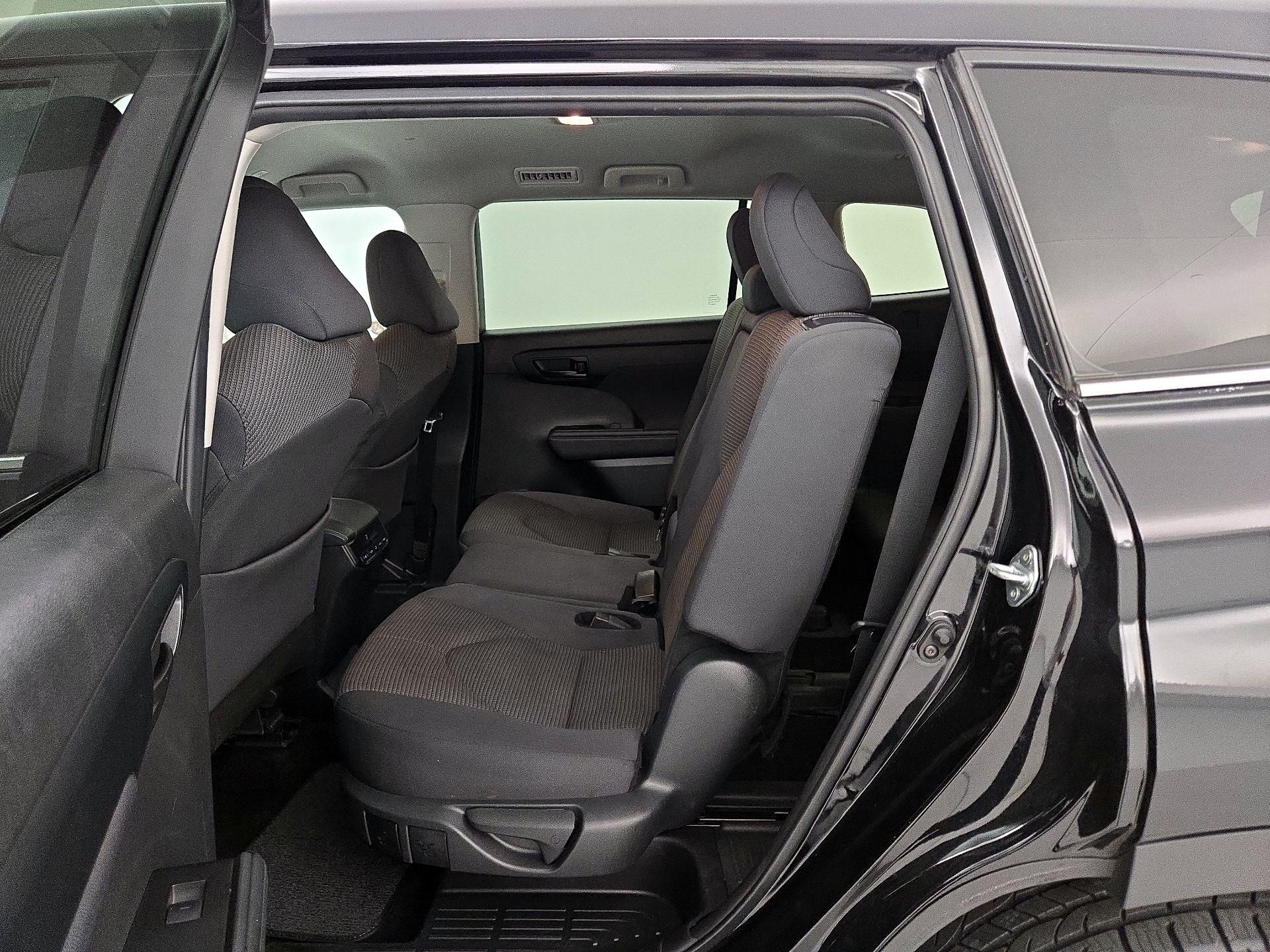 Thumbnail: 2024 Toyota Highlander - 19