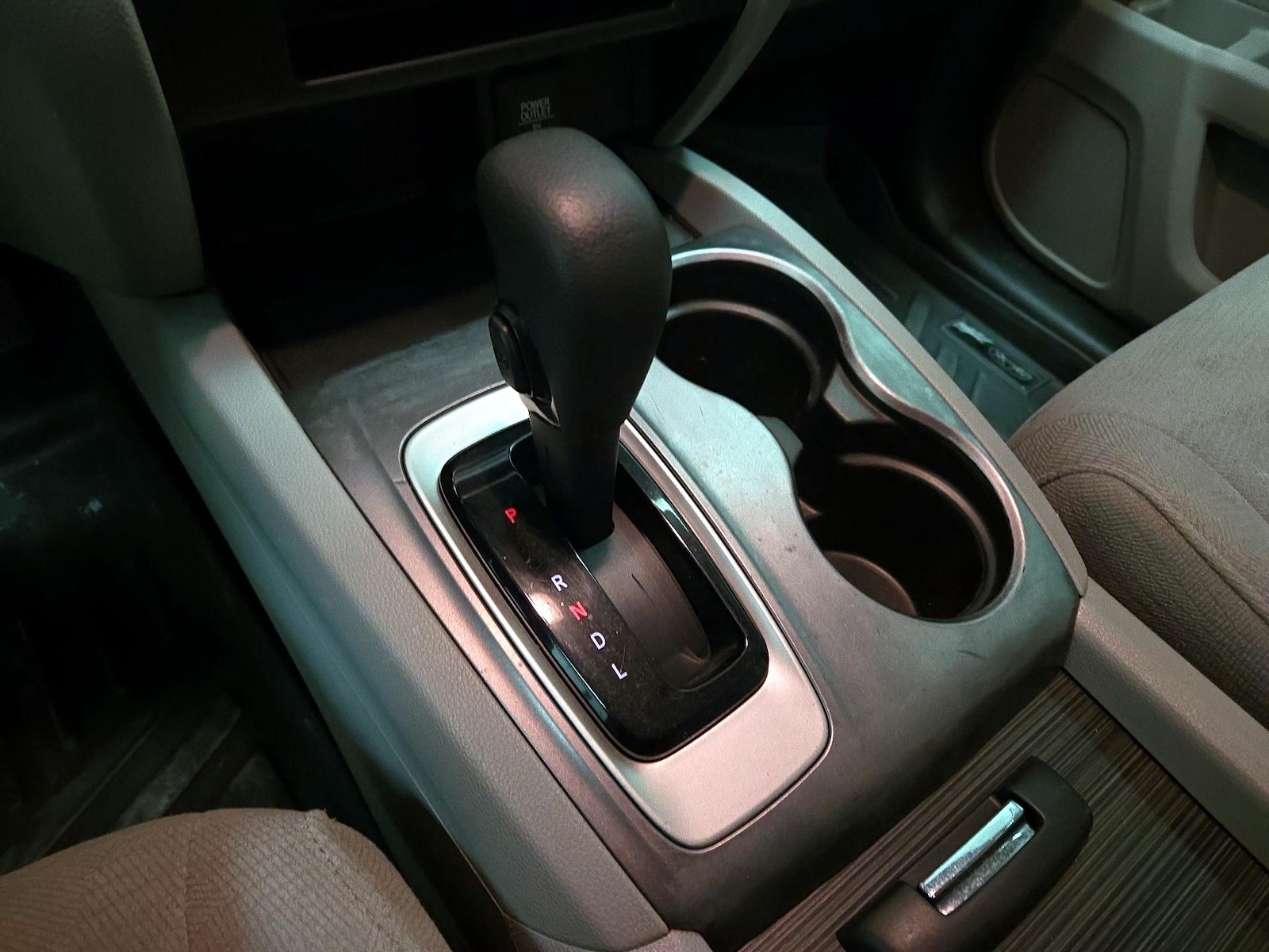 2018 Honda Pilot LX - Photo 18