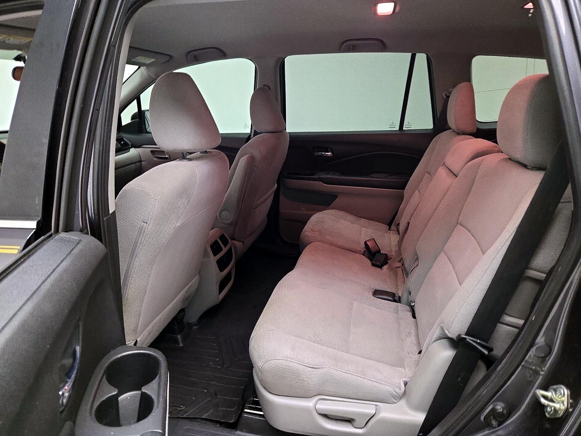 Thumbnail: 2018 Honda Pilot - 18