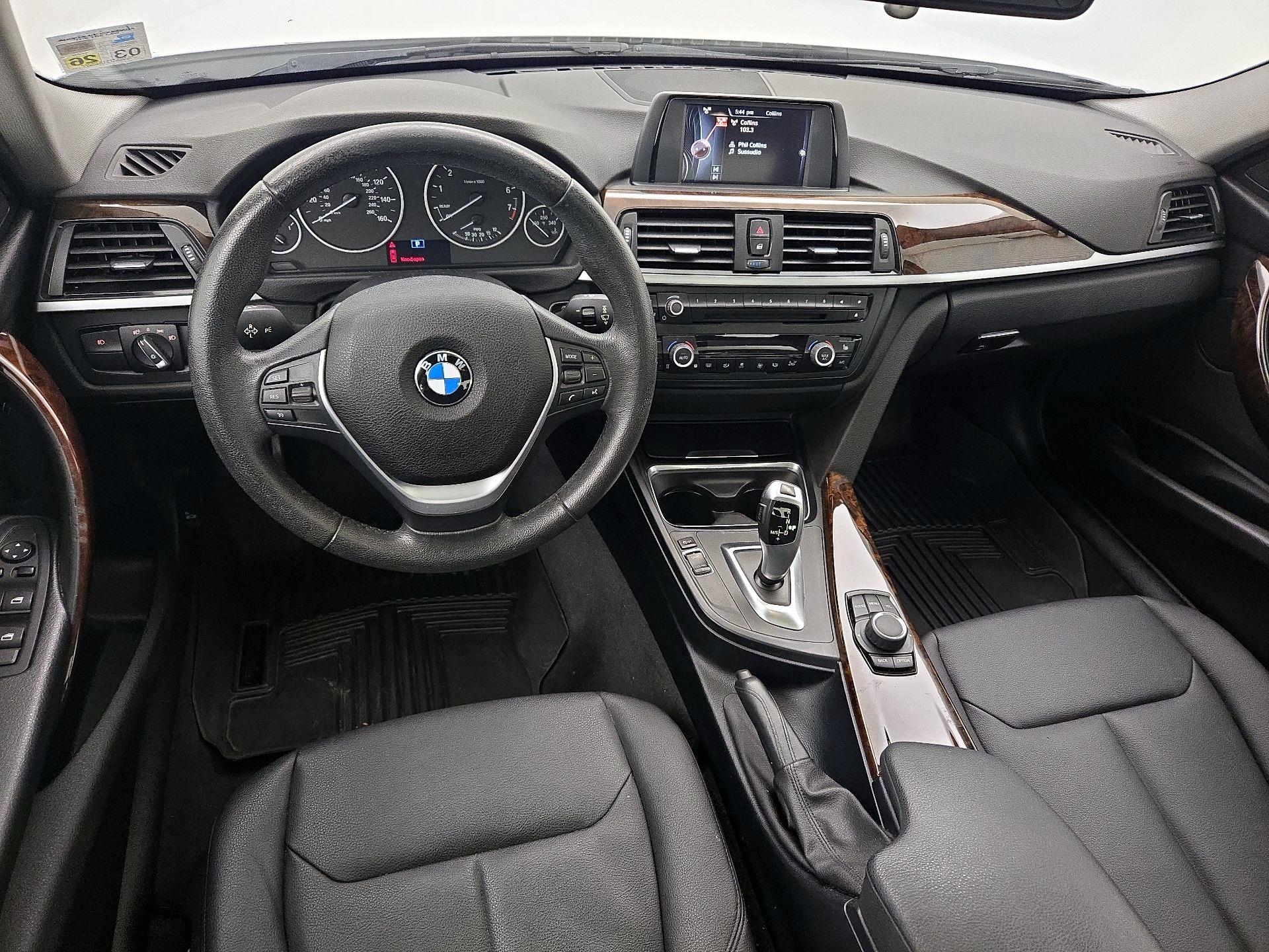 Thumbnail: 2015 BMW 3 Series - 9