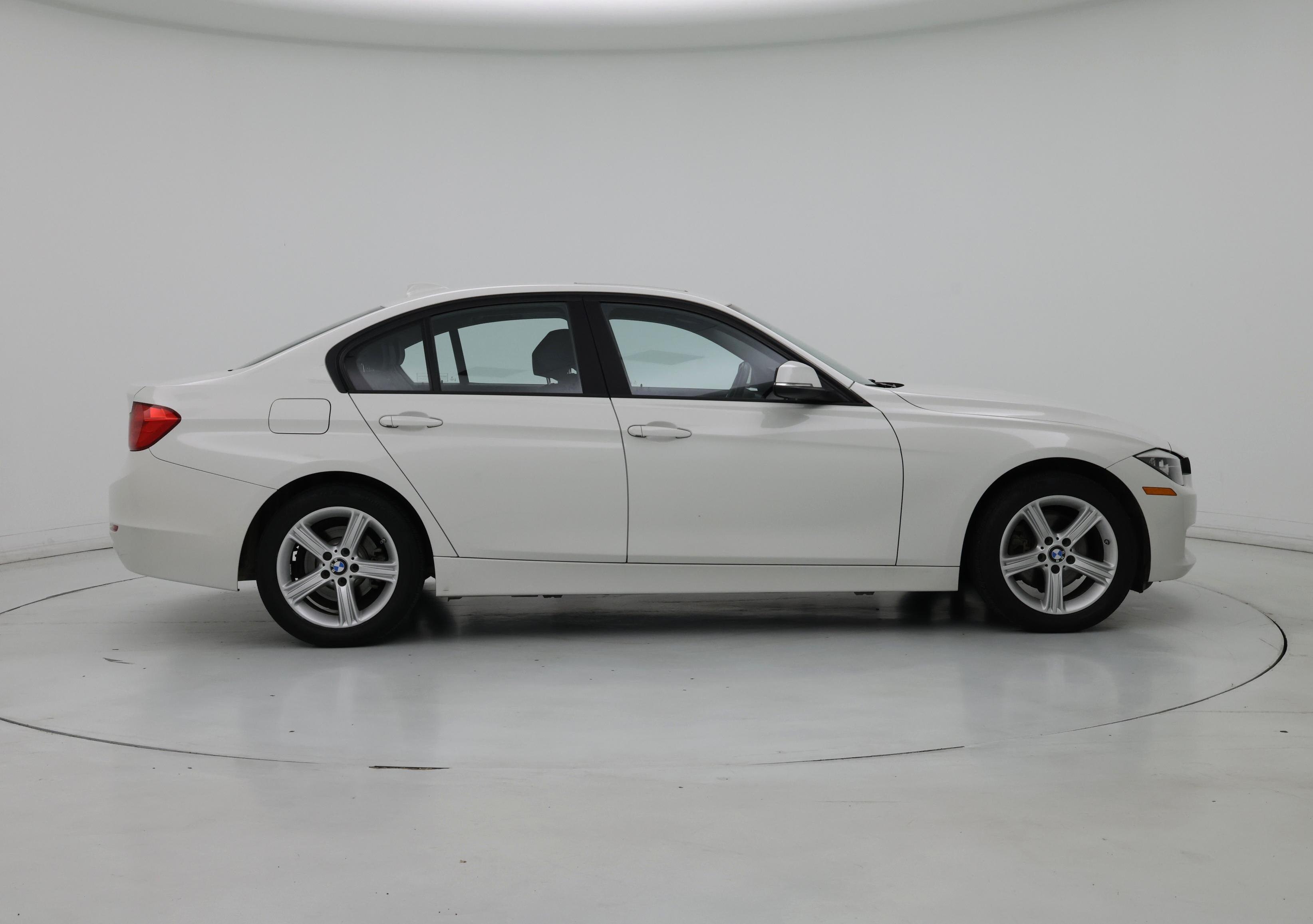 Thumbnail: 2015 BMW 3 Series - 7