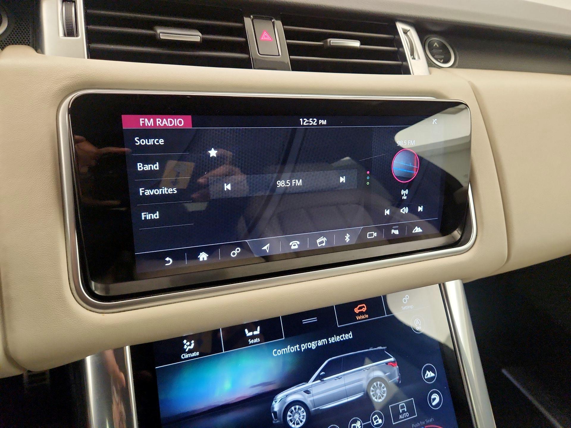 Thumbnail: 2019 Land Rover Range Rover Sport - 16