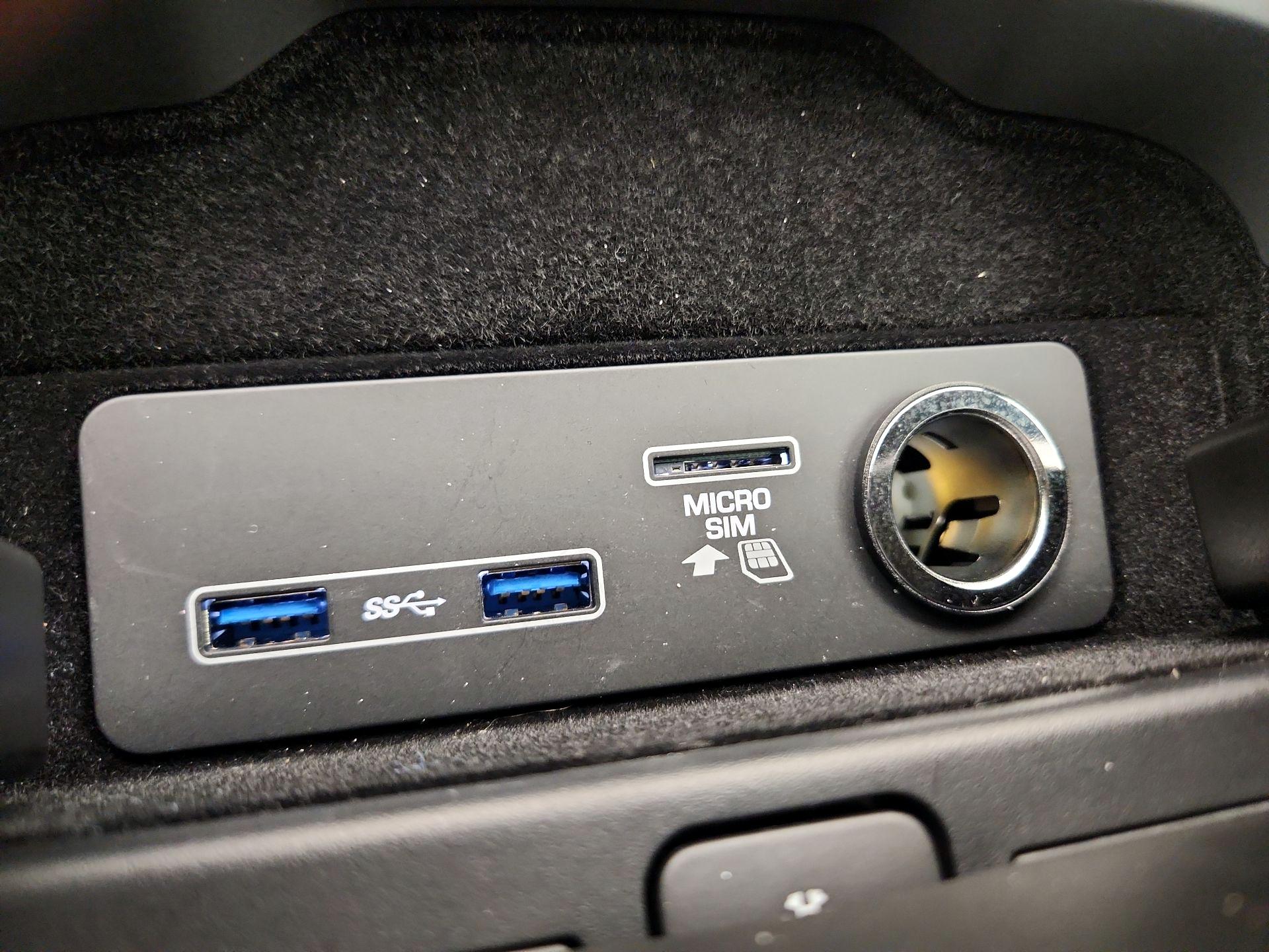 Thumbnail: 2019 Land Rover Range Rover Sport - 19