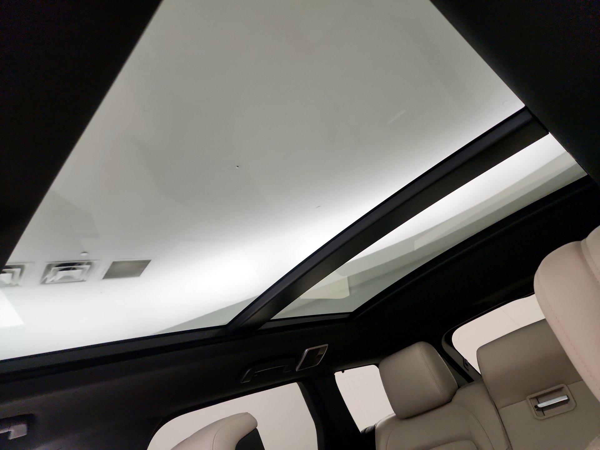 Thumbnail: 2019 Land Rover Range Rover Sport - 20