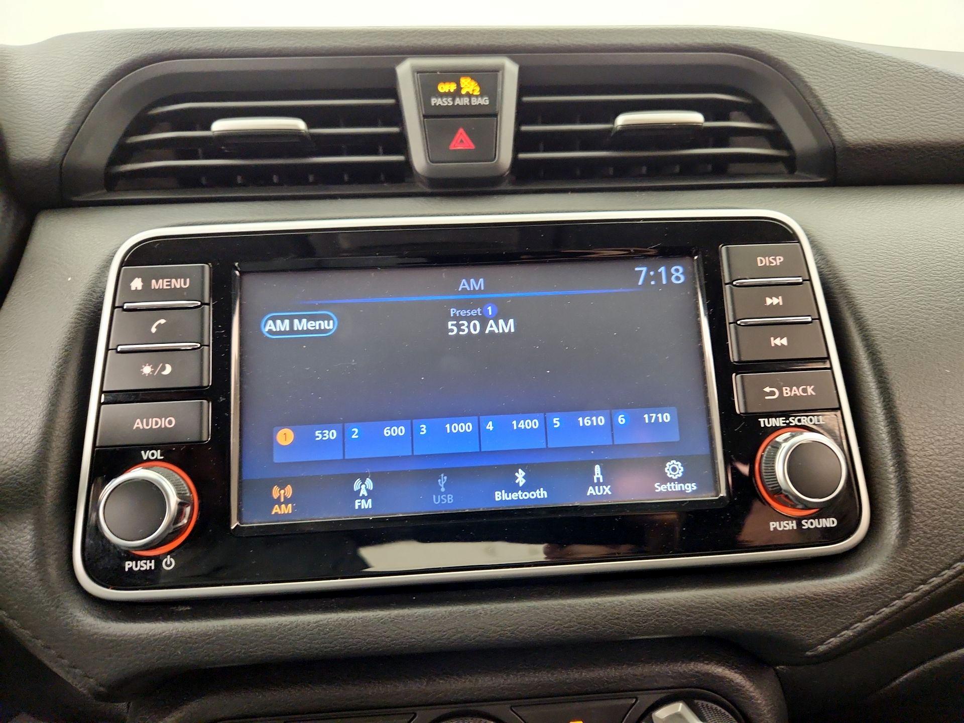 Thumbnail: 2020 Nissan Versa - 15