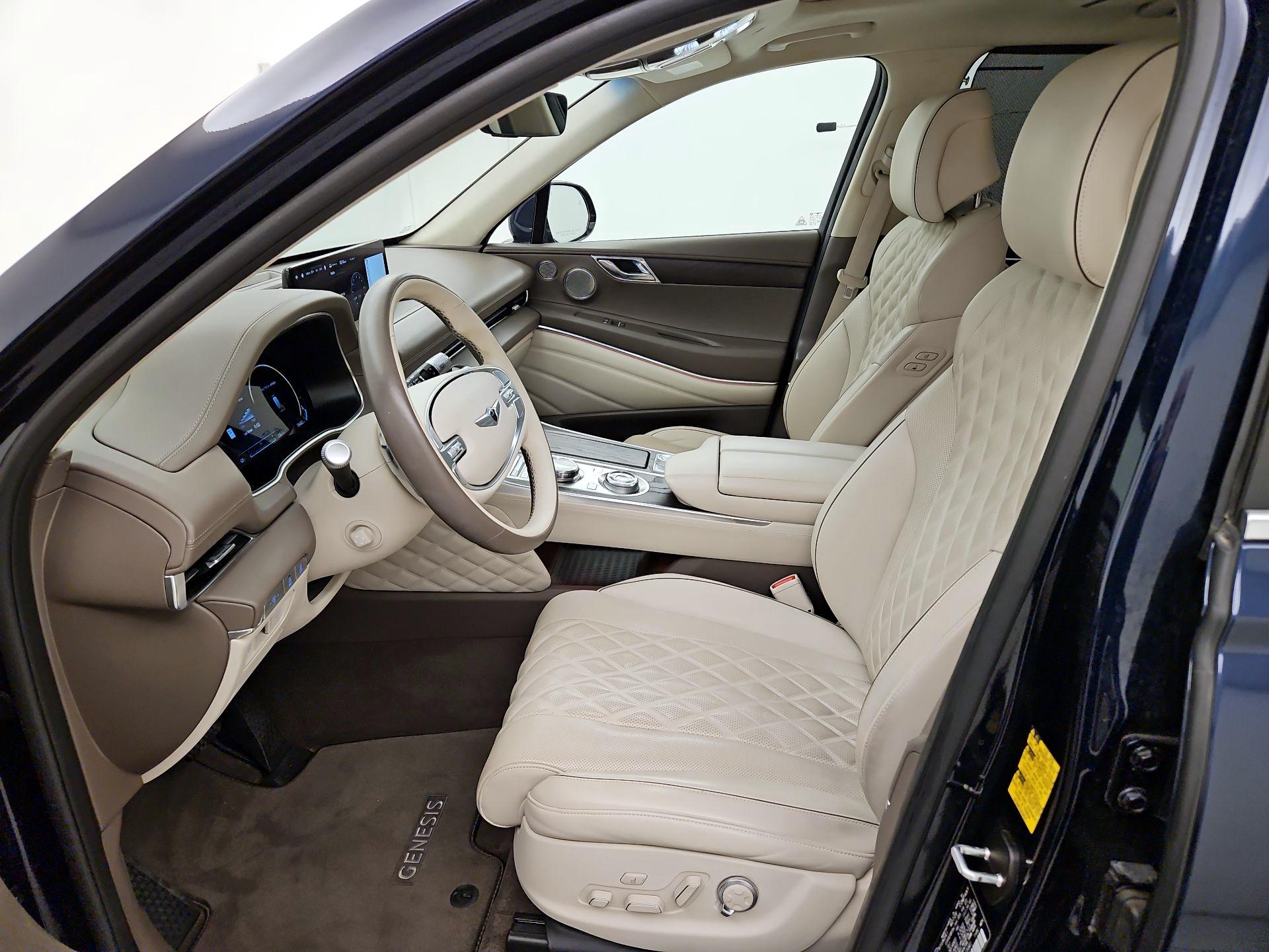 Thumbnail: 2023 Genesis GV80 - 11