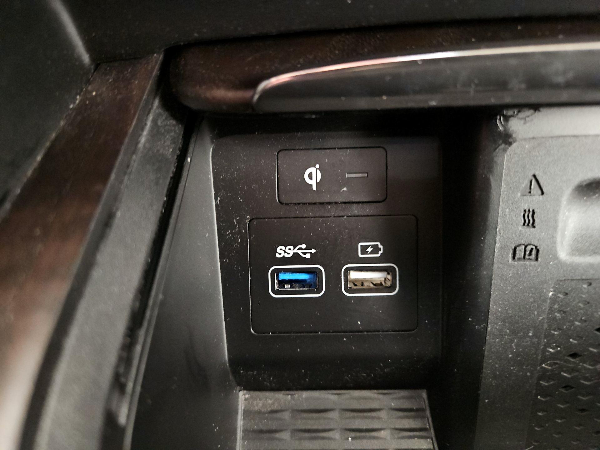 Thumbnail: 2023 Genesis GV80 - 19