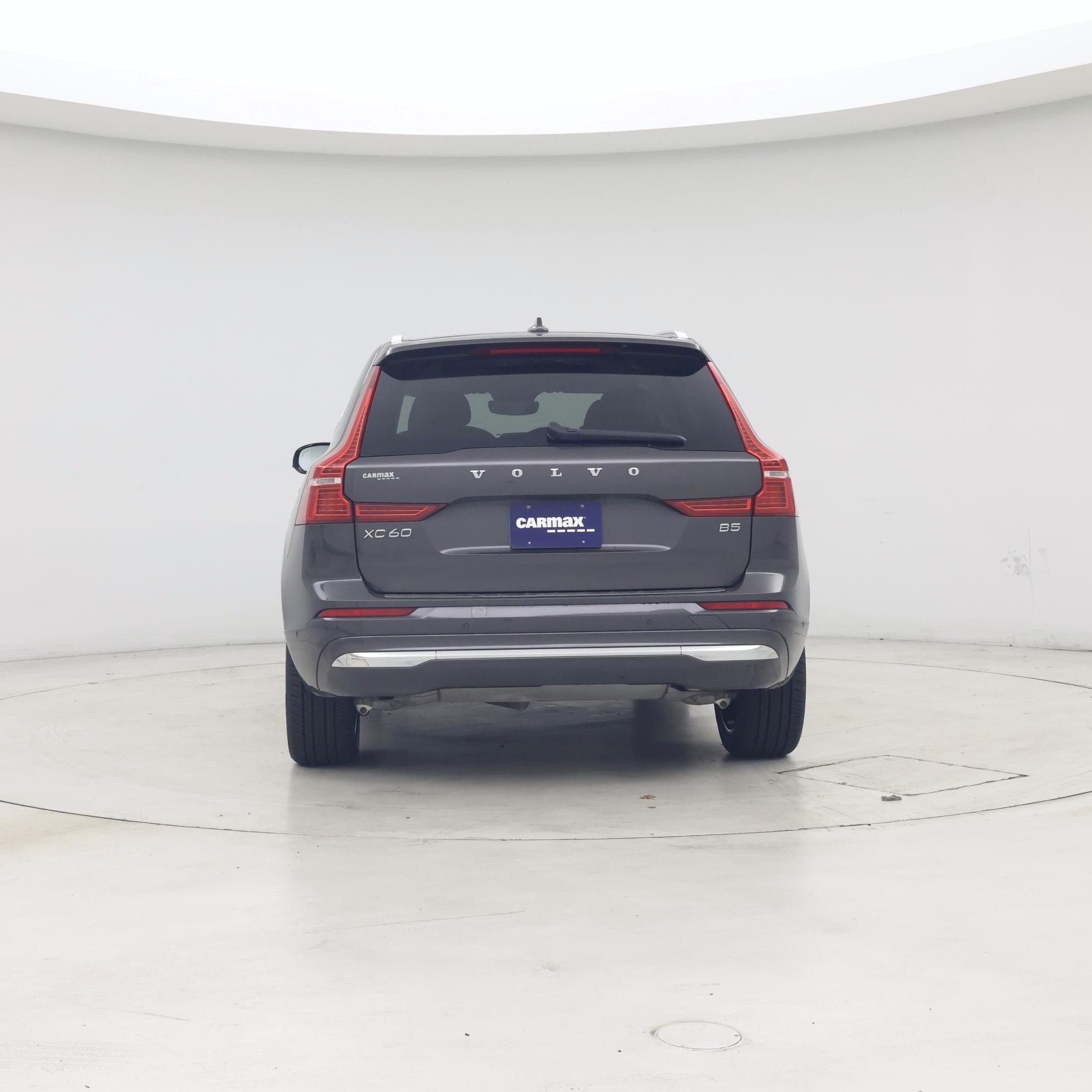 Thumbnail: 2023 Volvo XC60 - 6