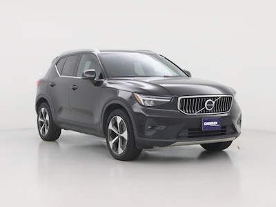2023 Volvo XC40 B5 Plus Bright Theme