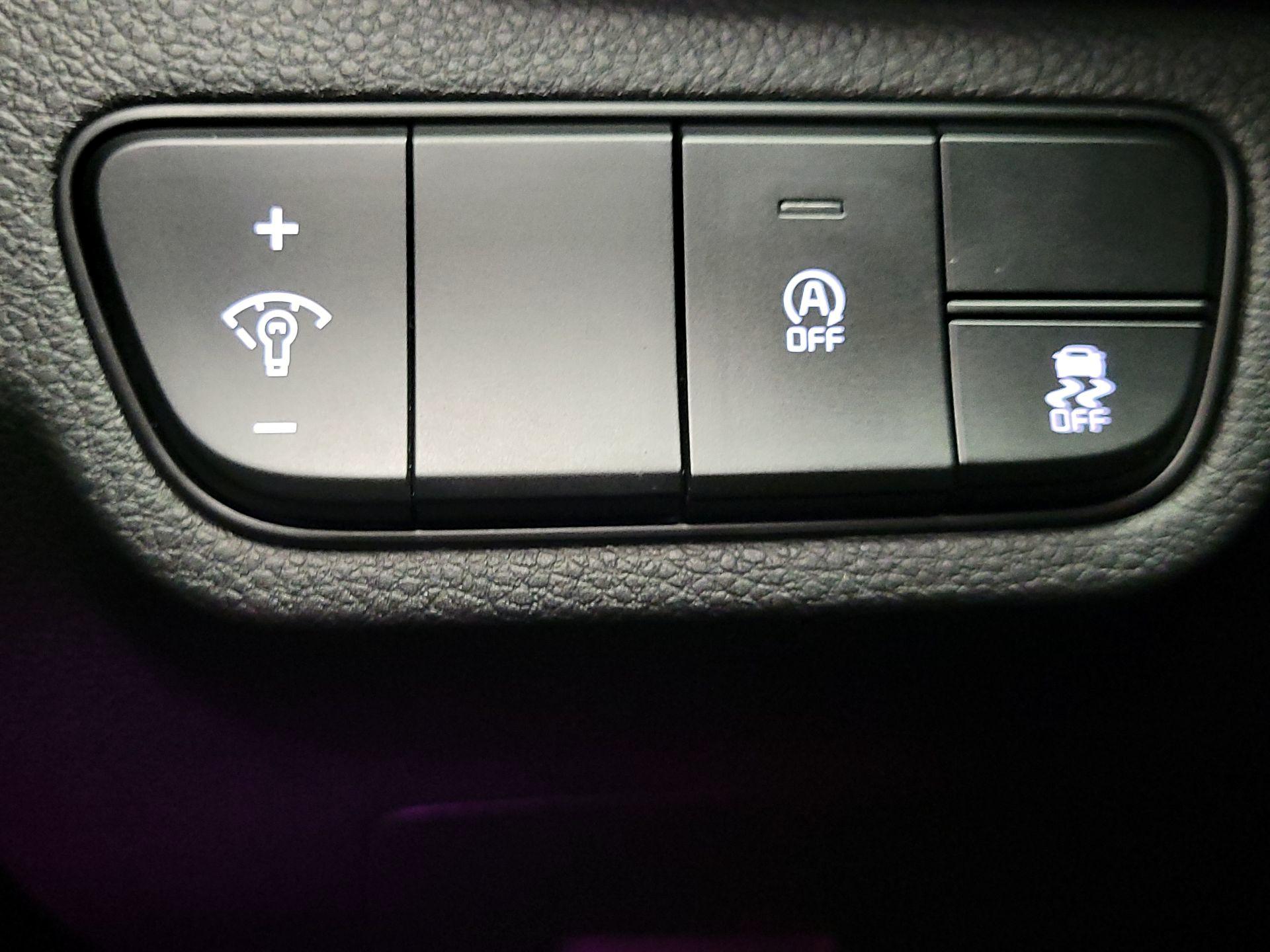 Thumbnail: 2024 Kia Seltos - 13